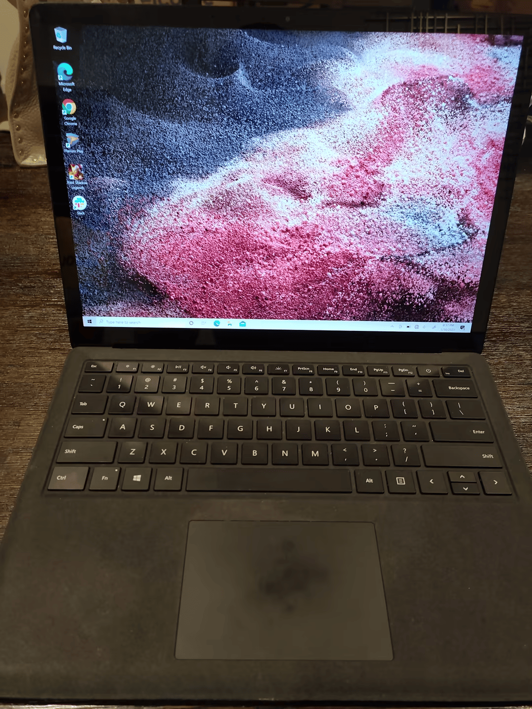 Microsoft Surface Laptop 2 SCRATCH AND DENT | i5 8250U | 8GB Ram | 256GB SSD