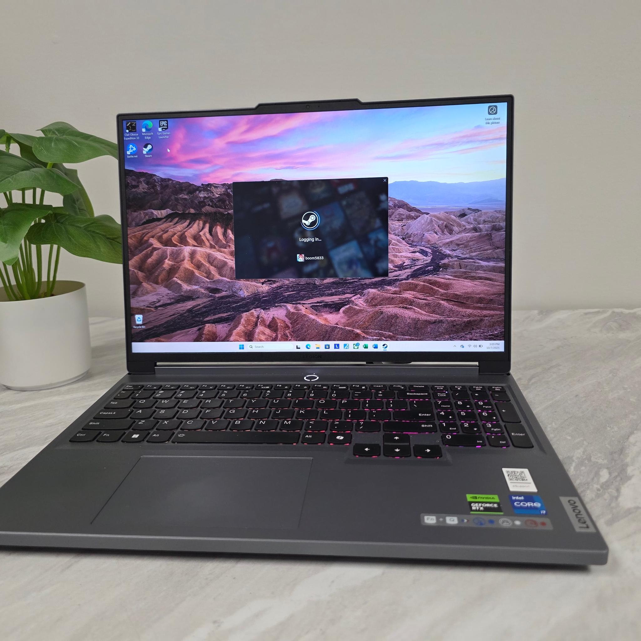 Legion 5i Pro RTX 4070, i7 14650hx, 32gb ddr5. Streaming Gaming Laptop