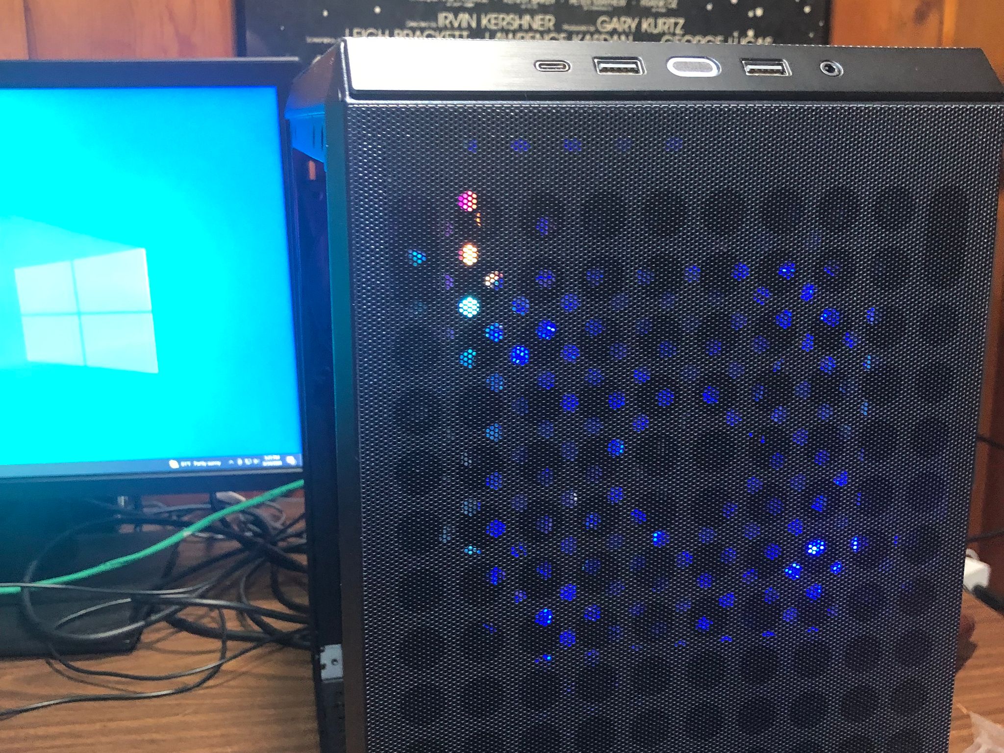 ON SALE NOW w/ Nvidia GTX 1080 - Gaming PC (Intel 14 cores 3.5Ghz turbo, 32GB RAM, 512gb mSATA, W10)
