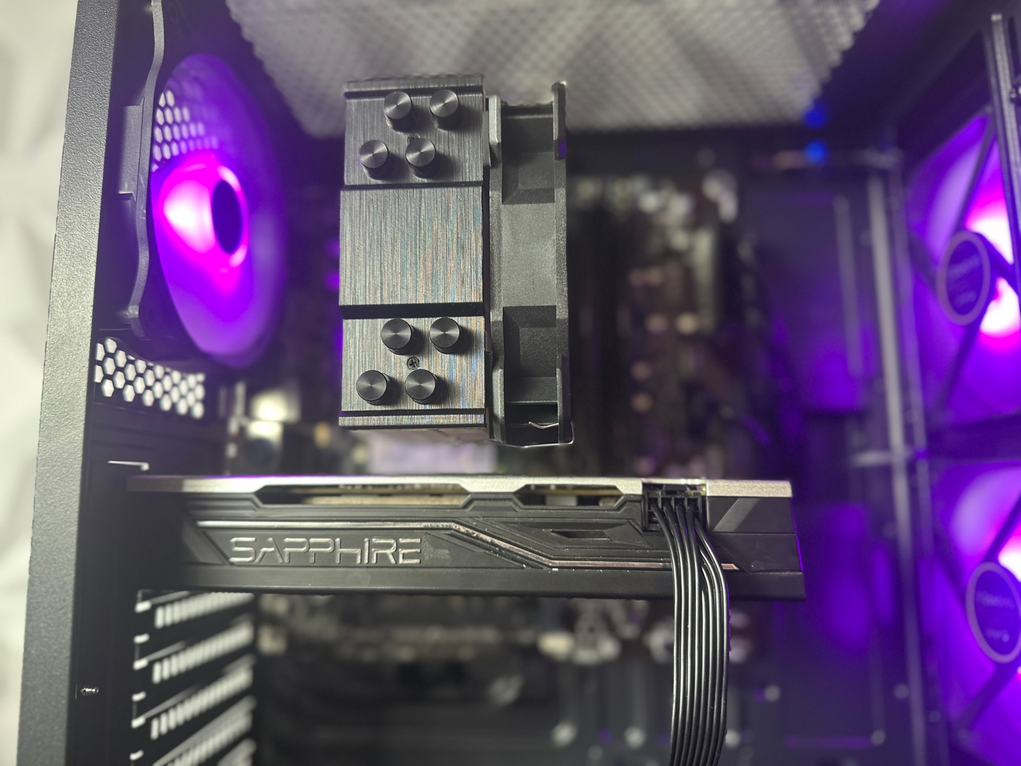 🤖GAMING PC🟣 | 1080P | i5 7600 | RX580 8GB | 16GB DDR4 | 512GB M.2 SSD | FULL ARGB! |