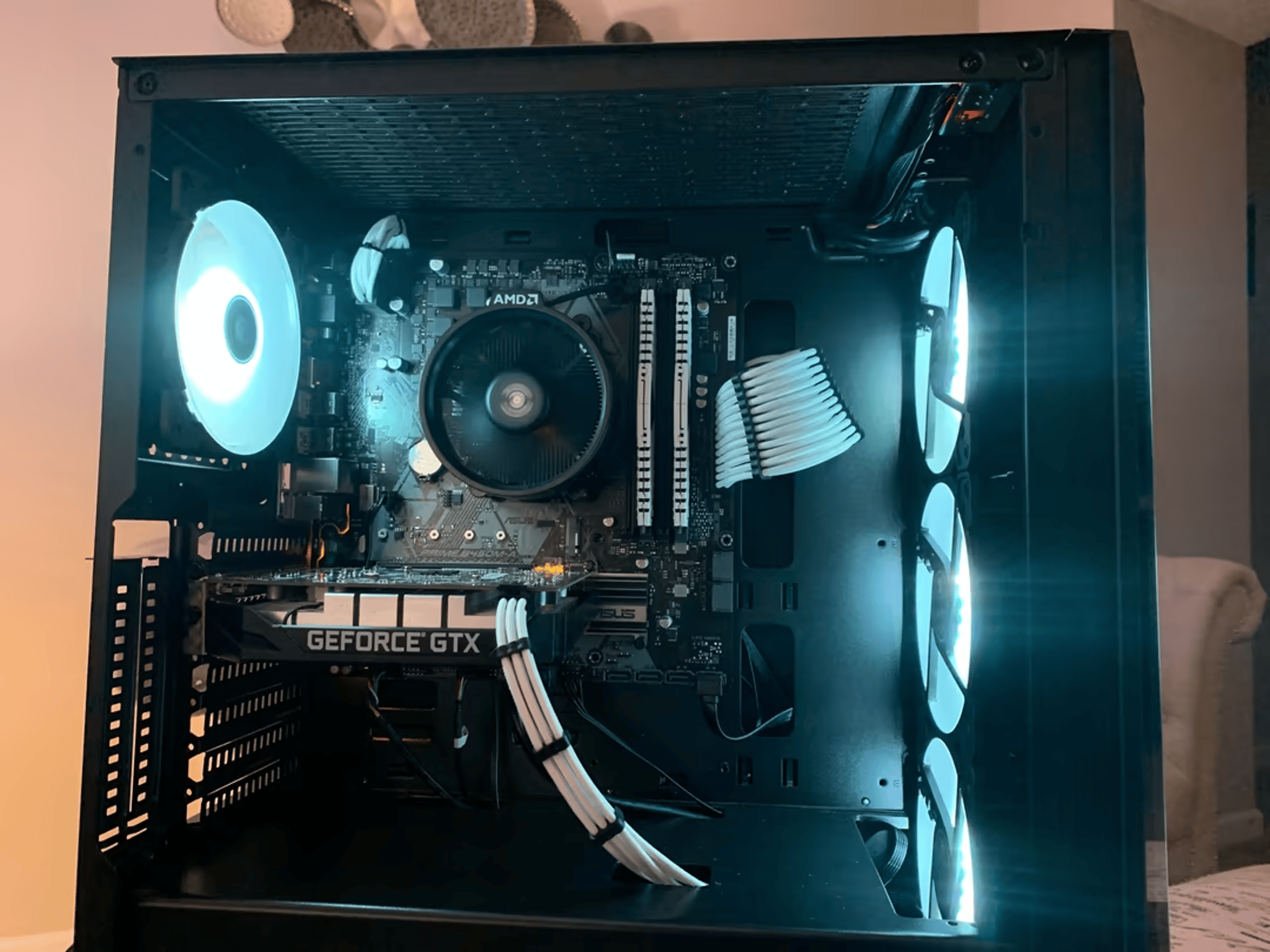 Efficacy || Ryzen 3 3100/GTX 1650S Build