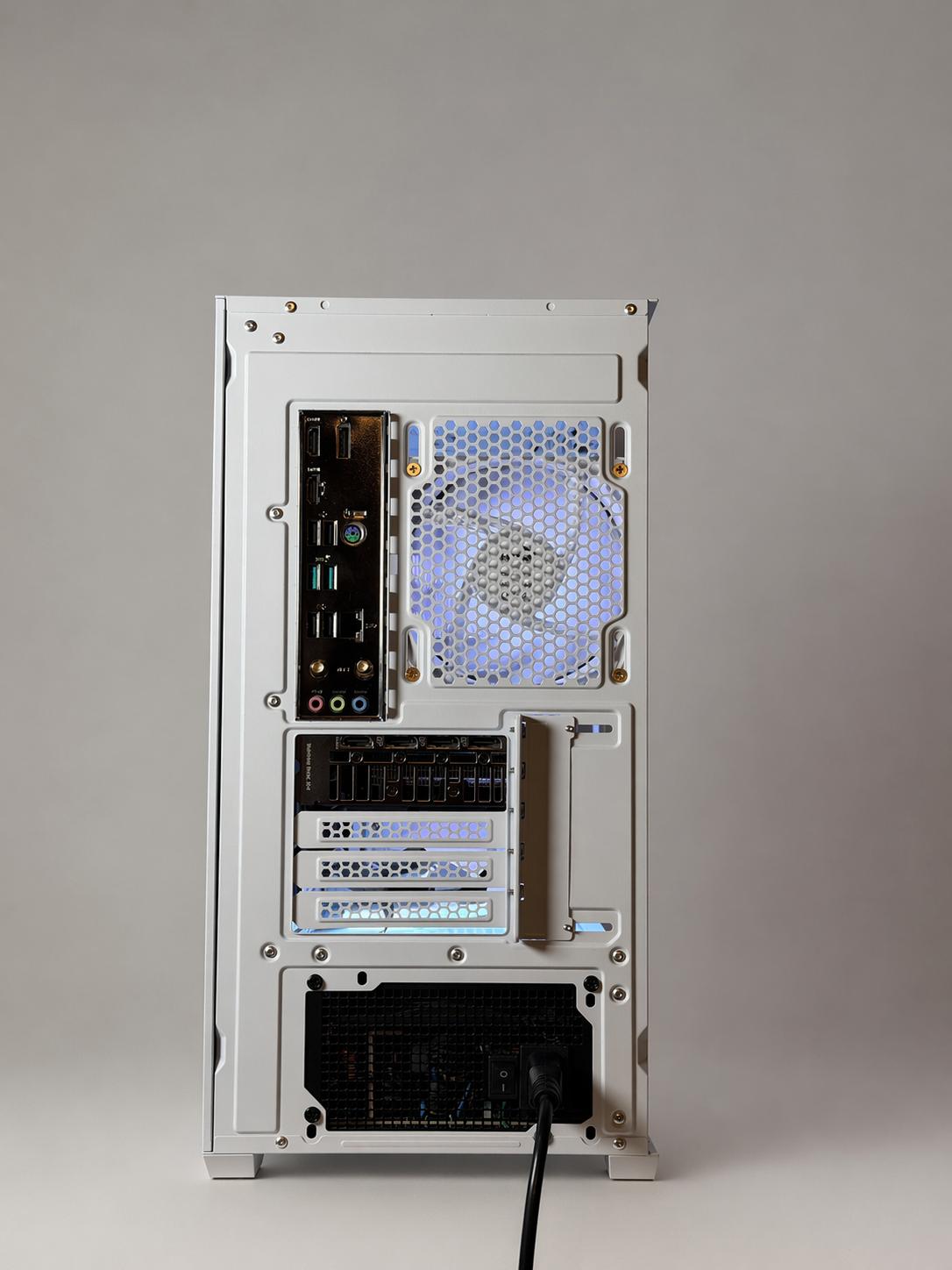 ⚪White Panda|RTX 5060 i5 12600kf⚪
