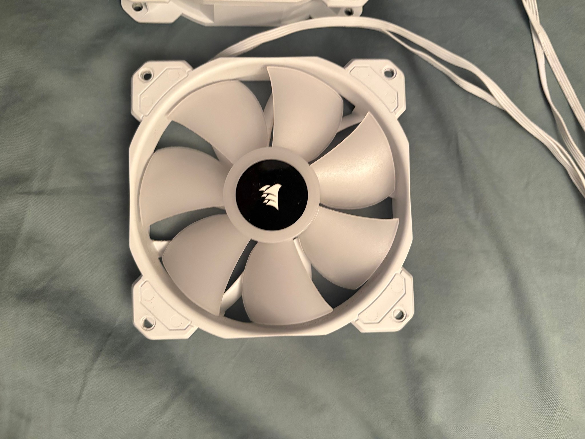 Corsair iCUE SP RGB ELITE 120mm White 3-Pack (No RGB Hub)