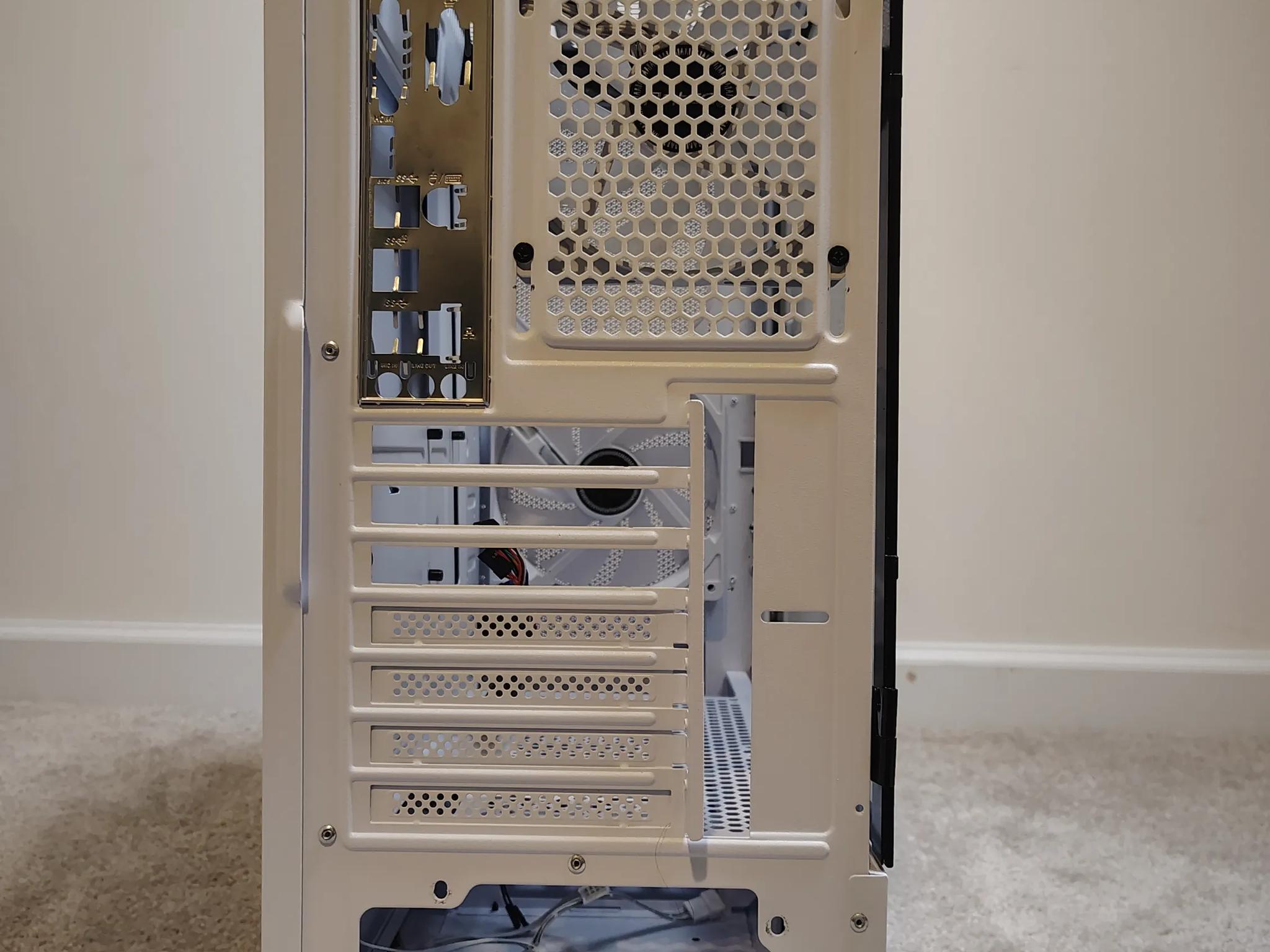 READ Antec RGB Tower Case ATX