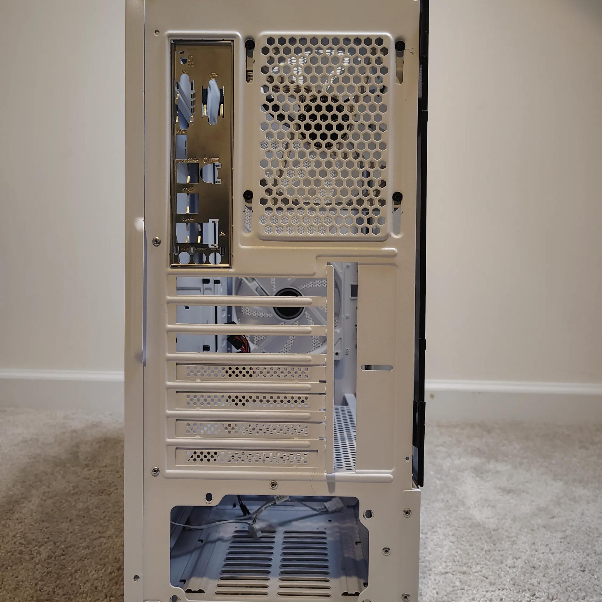 READ Antec RGB Tower Case ATX