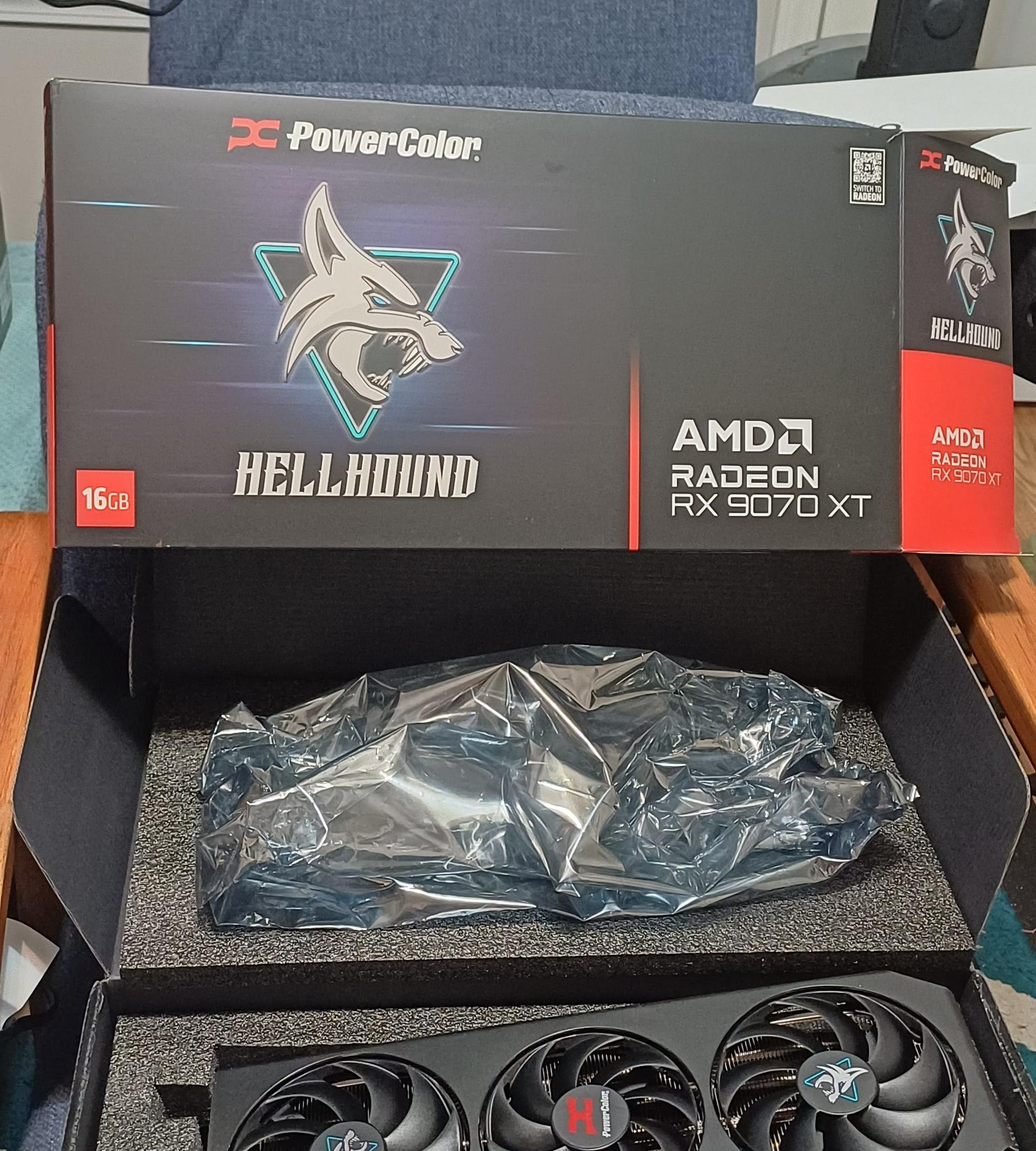 PowerColor Hellhound AMD Radeon RX 9070 XT 16GB GDDR6