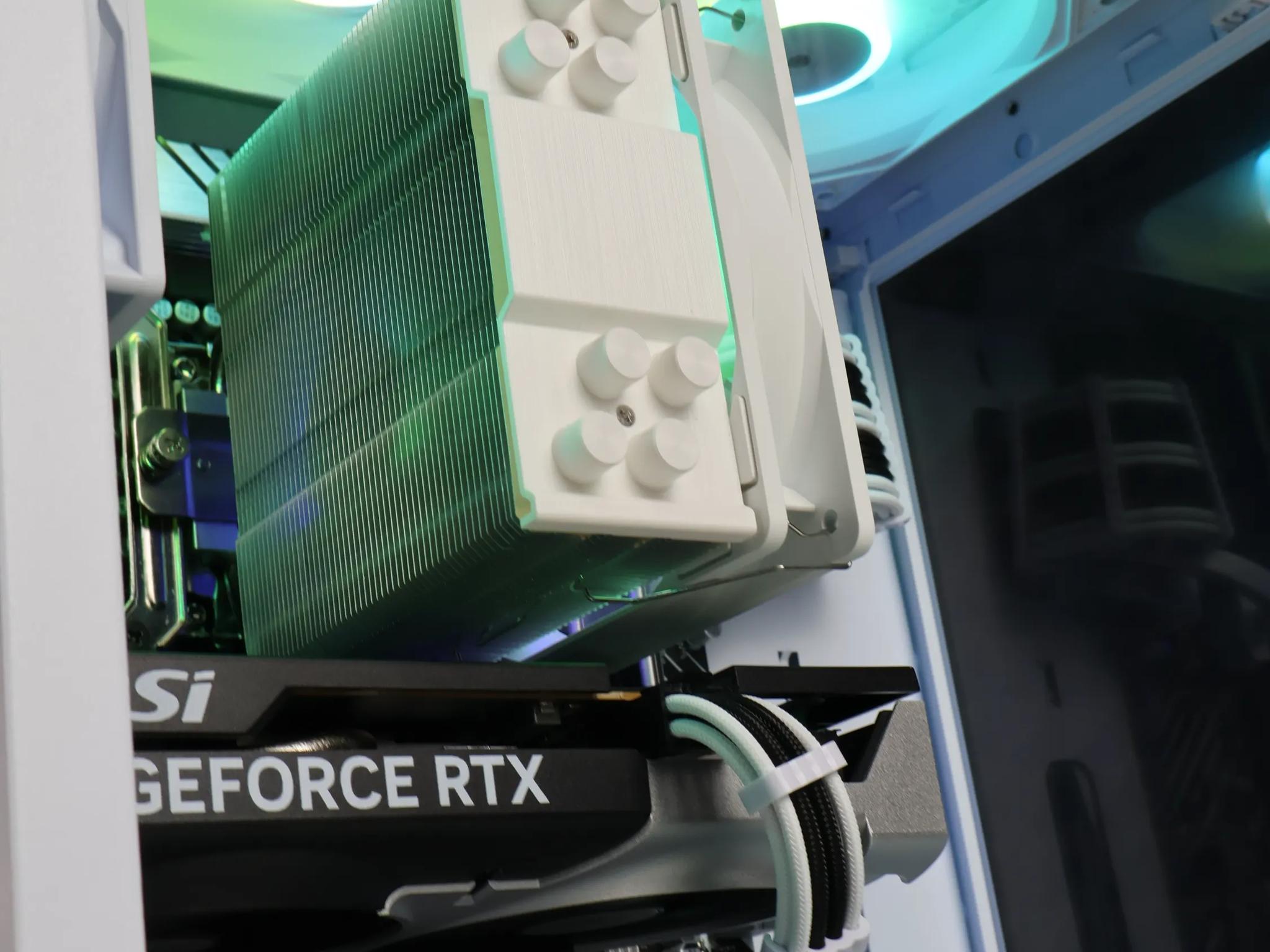 ⚪️ Intel Core i7 12700K/RTX 5060 Gaming PC ⚪️