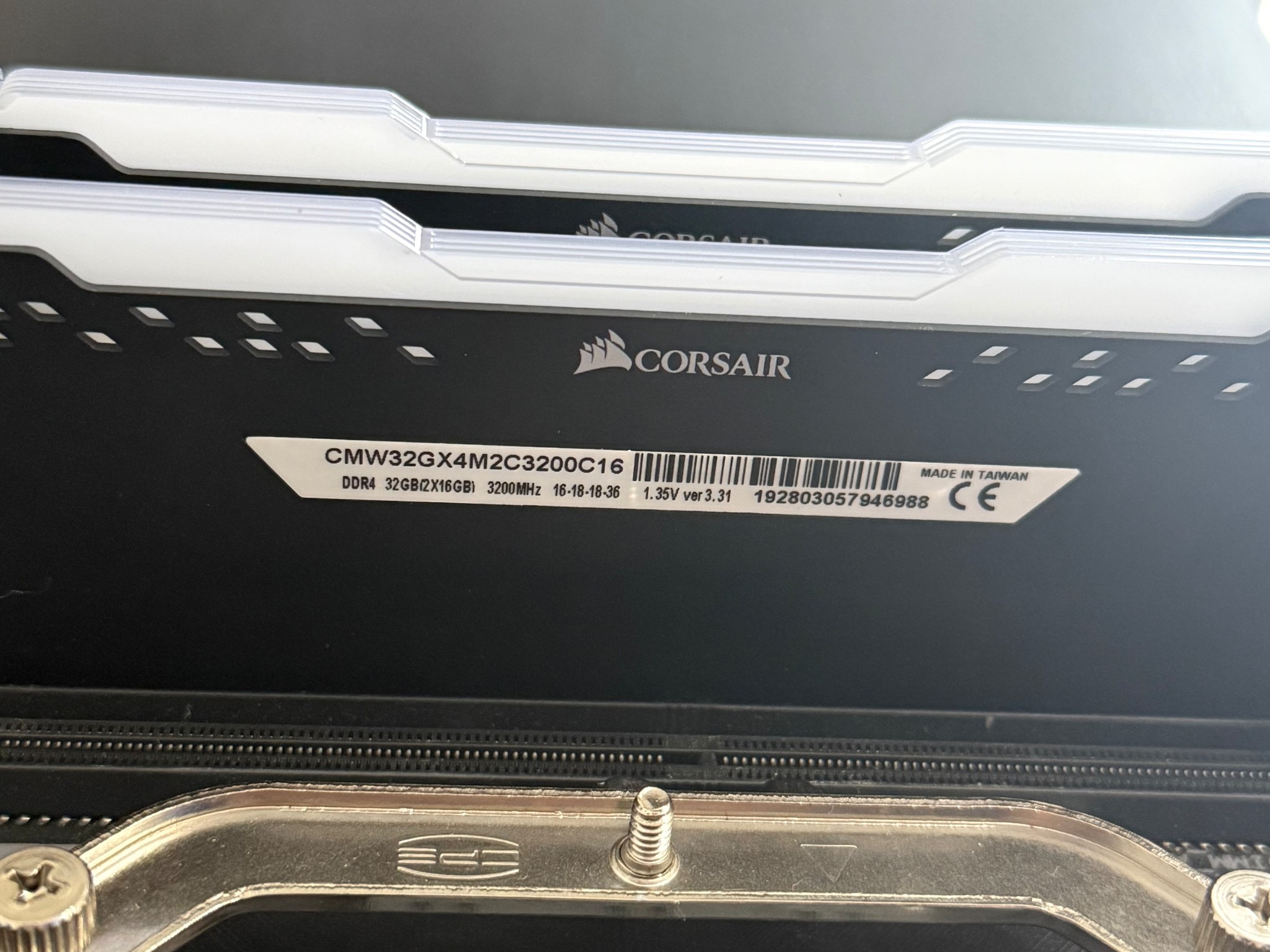 ROG X570 - 5900X -32GB RAM 3200MT/s