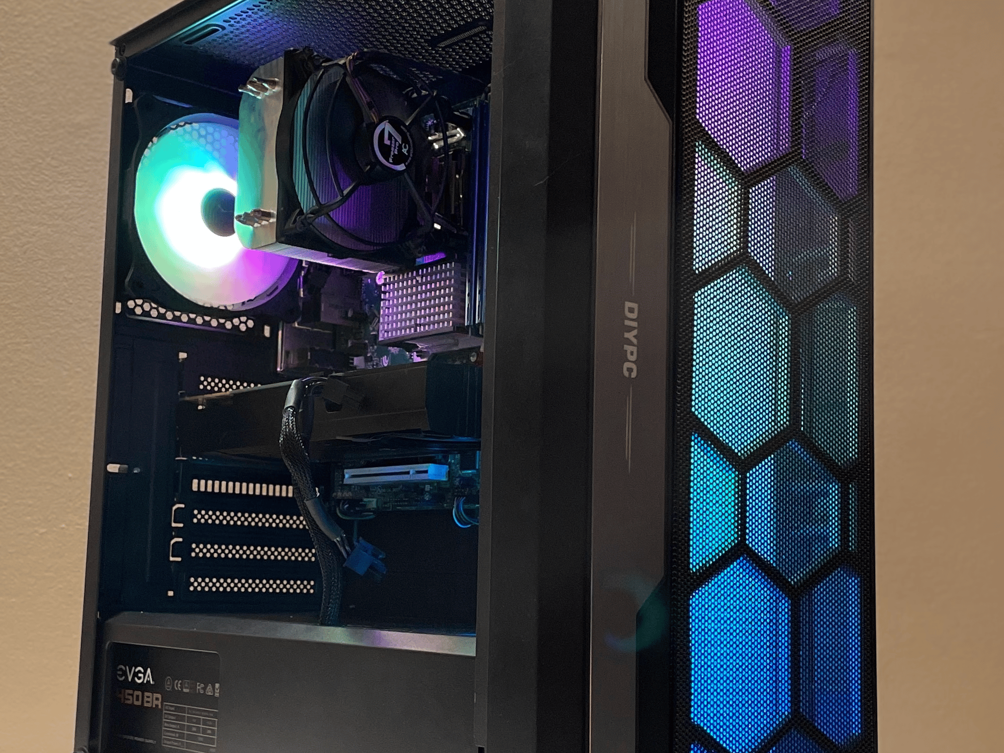 Voyager🌟| Intel Core, GTX 660 Budget-Gaming PC
