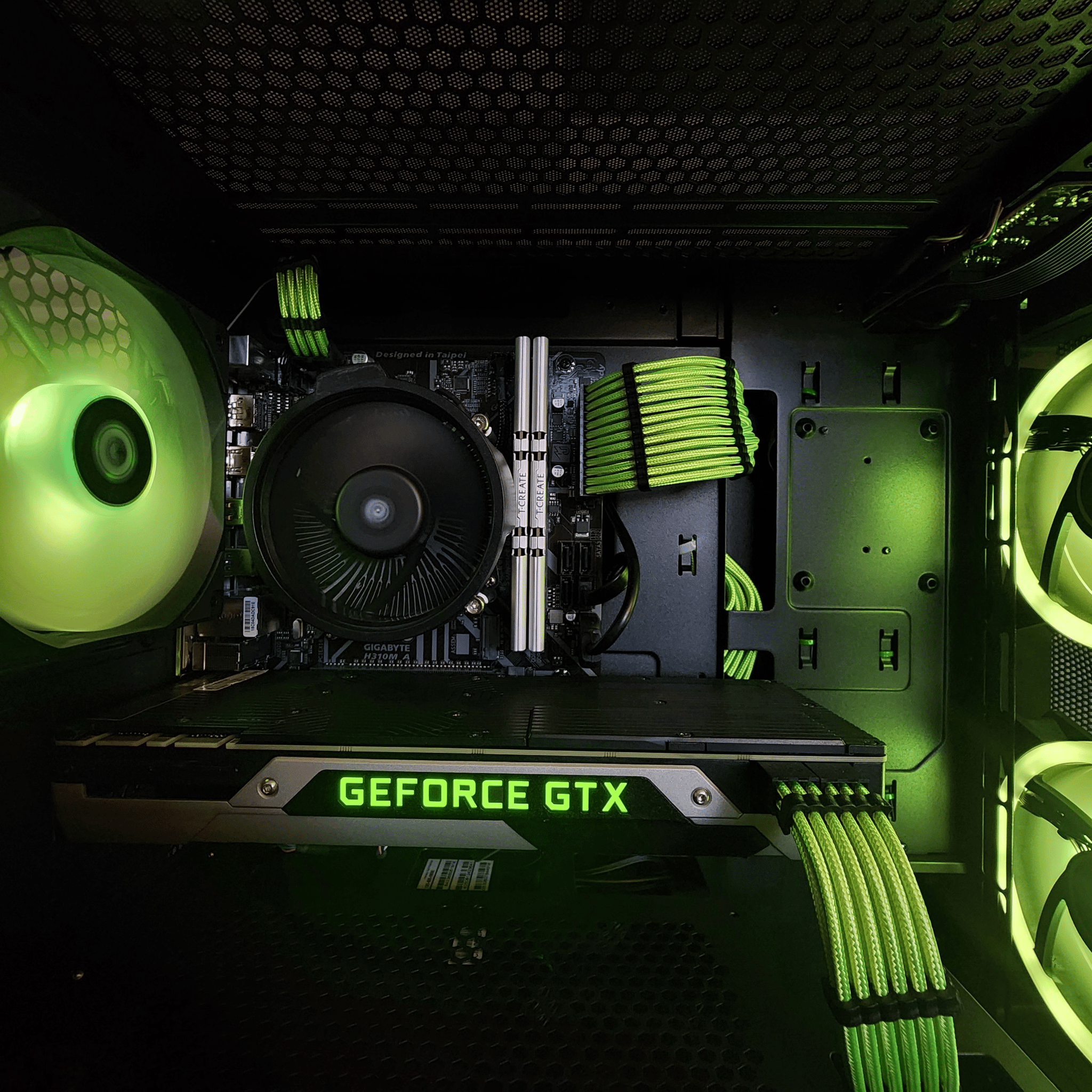 Intel Core i5 8500 // Nvidia GeForce GTX 980 4GB FE // TCreate 16GB 3200MHz