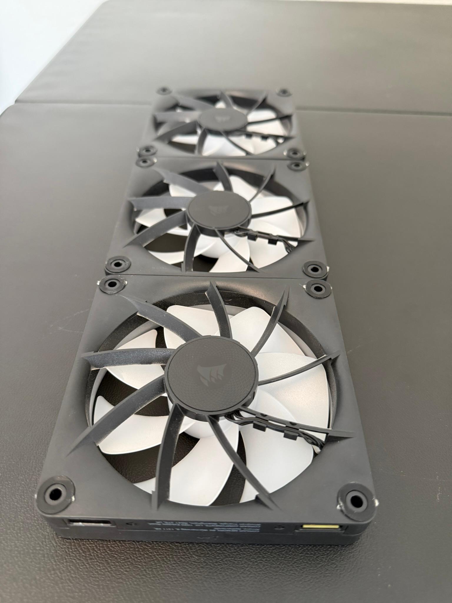 Corsair iCUE LINK LX120 RGB 120mm Fans (3-Pack) | Excellent Condition | Box Included