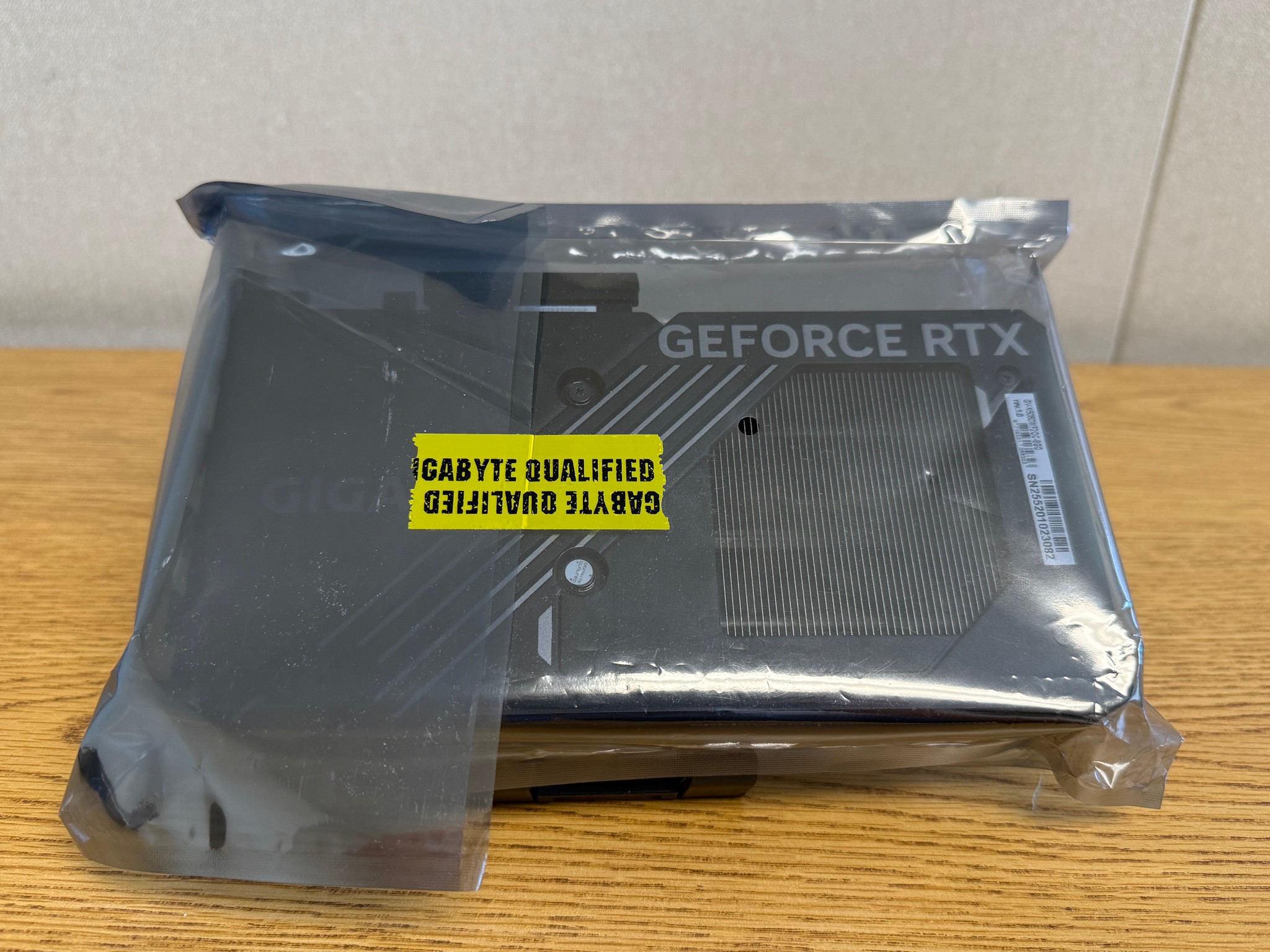 NEW GIGABYTE RTX 5060 8GB GDDR7 OC