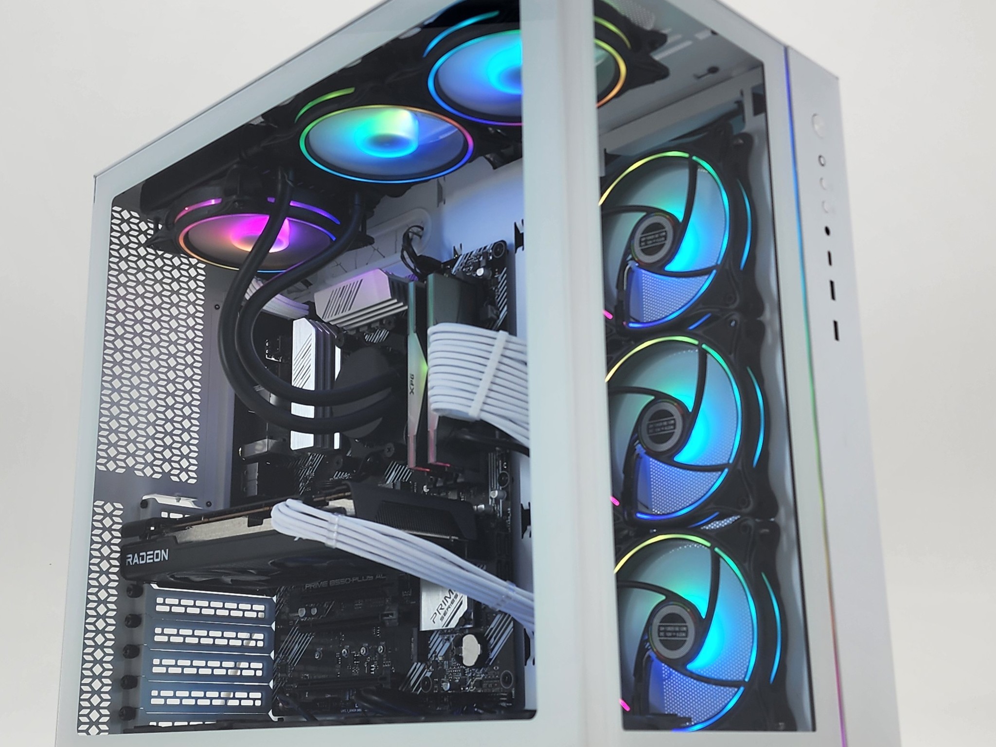 Gaming PC Ryzen 7 3700X 16GB RAM 1TB SSD RX 6600 XT 8GB Windows 11 Computer