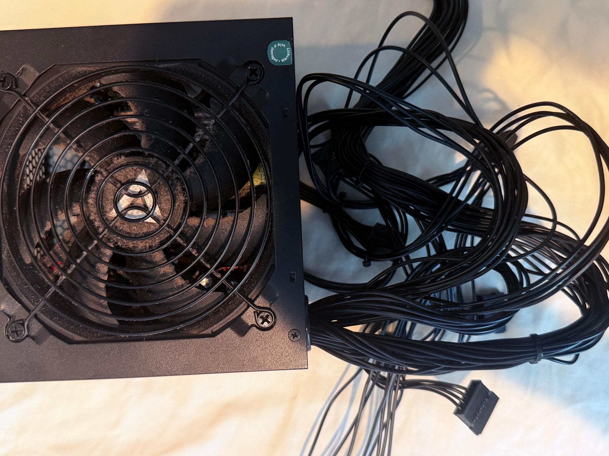 Apevia ATX-VN500W - Image 2