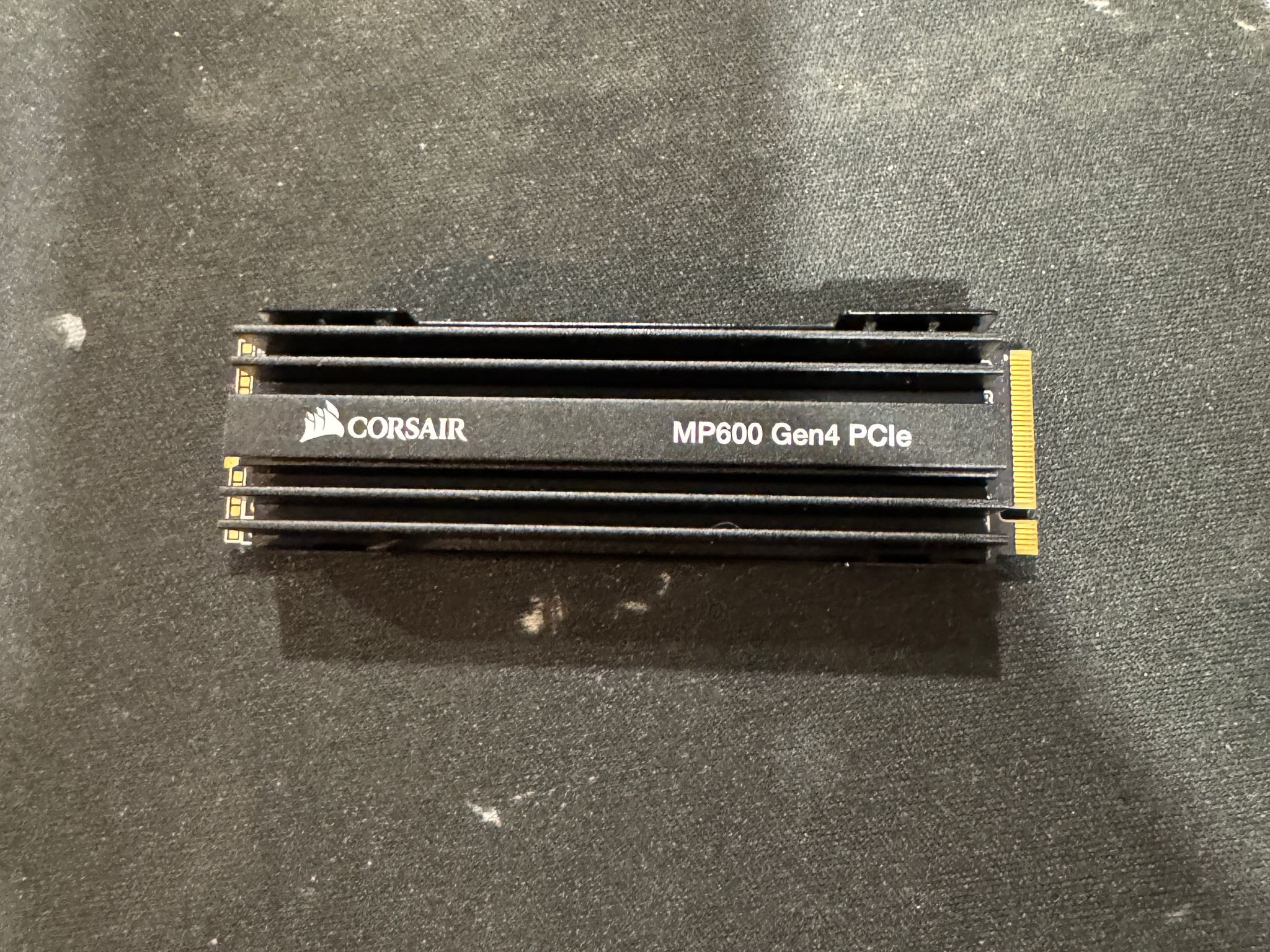 Corsair MP600 500 GB M.2-2280 PCIe 4.0 X4 NVME Solid State Drive