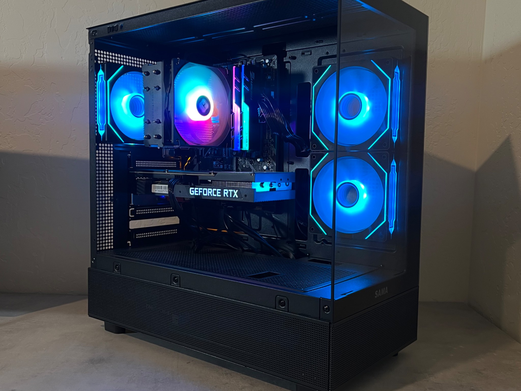 RTX 3070 Gaming PC | Ryzen 7 3700X | 32GB RAM | WIFI & BT |