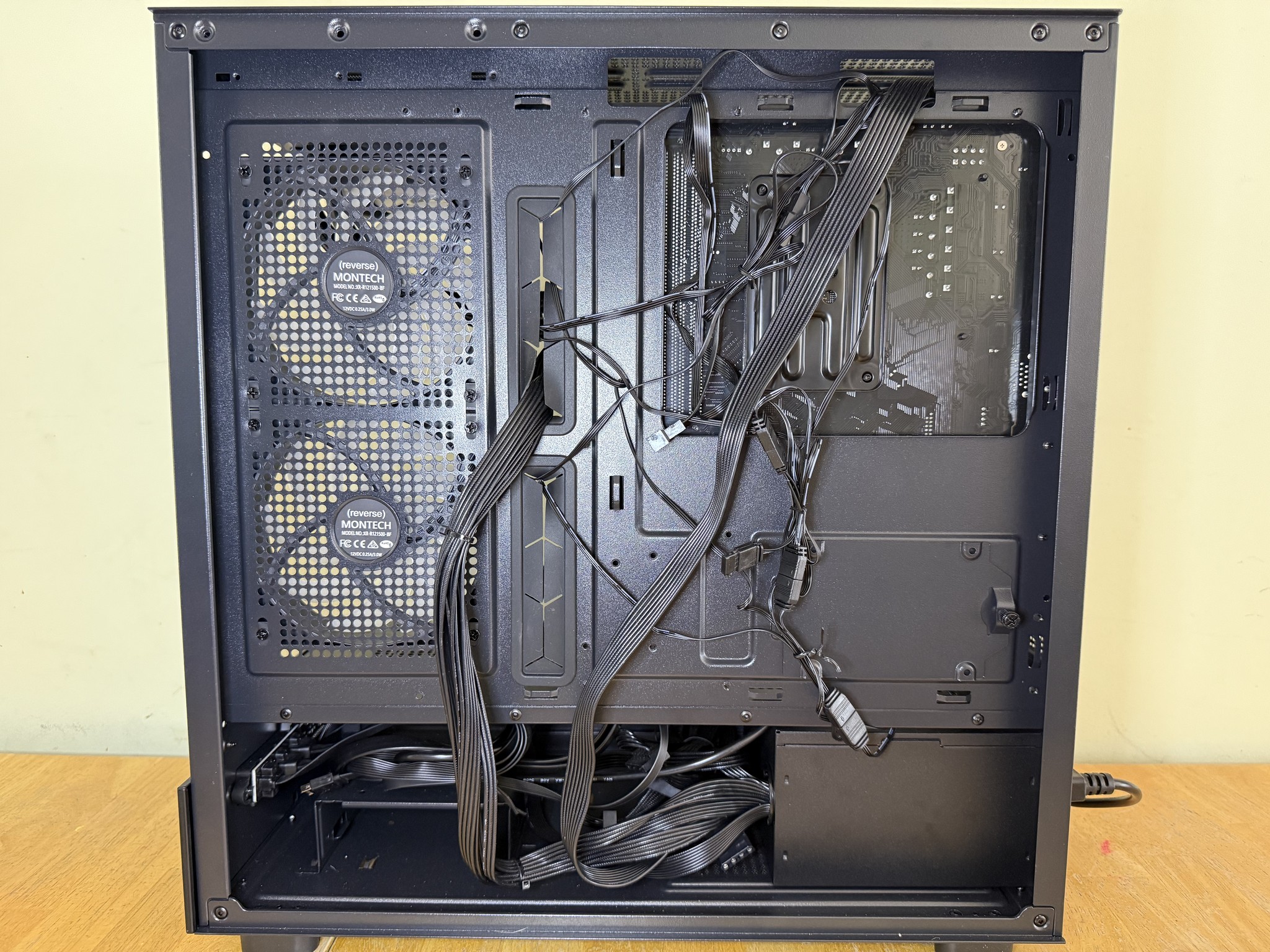 Gaming Desktop PC, RTX 2060, Ryzen 2600, 512GB NVMe SSD, Black RGB, WiFi, Win 11