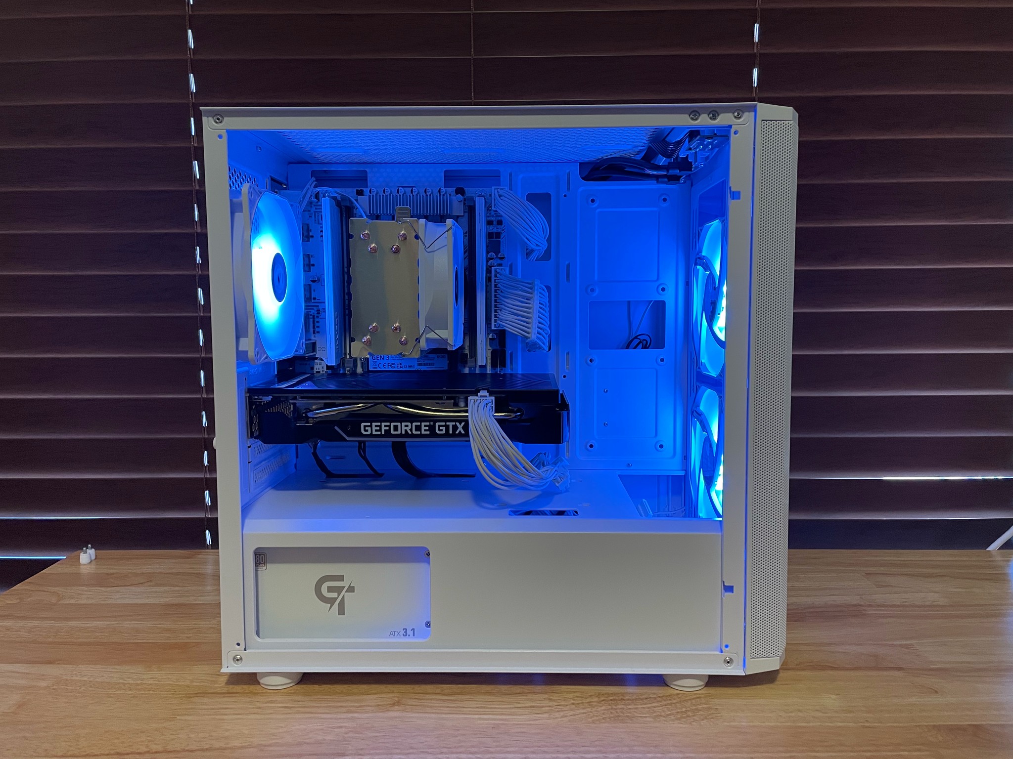 White Budget Gaming PC (Xeon E5-2630 V4 | GTX 1660 Super | 32GB RAM | 512GB SSD | Wifi)