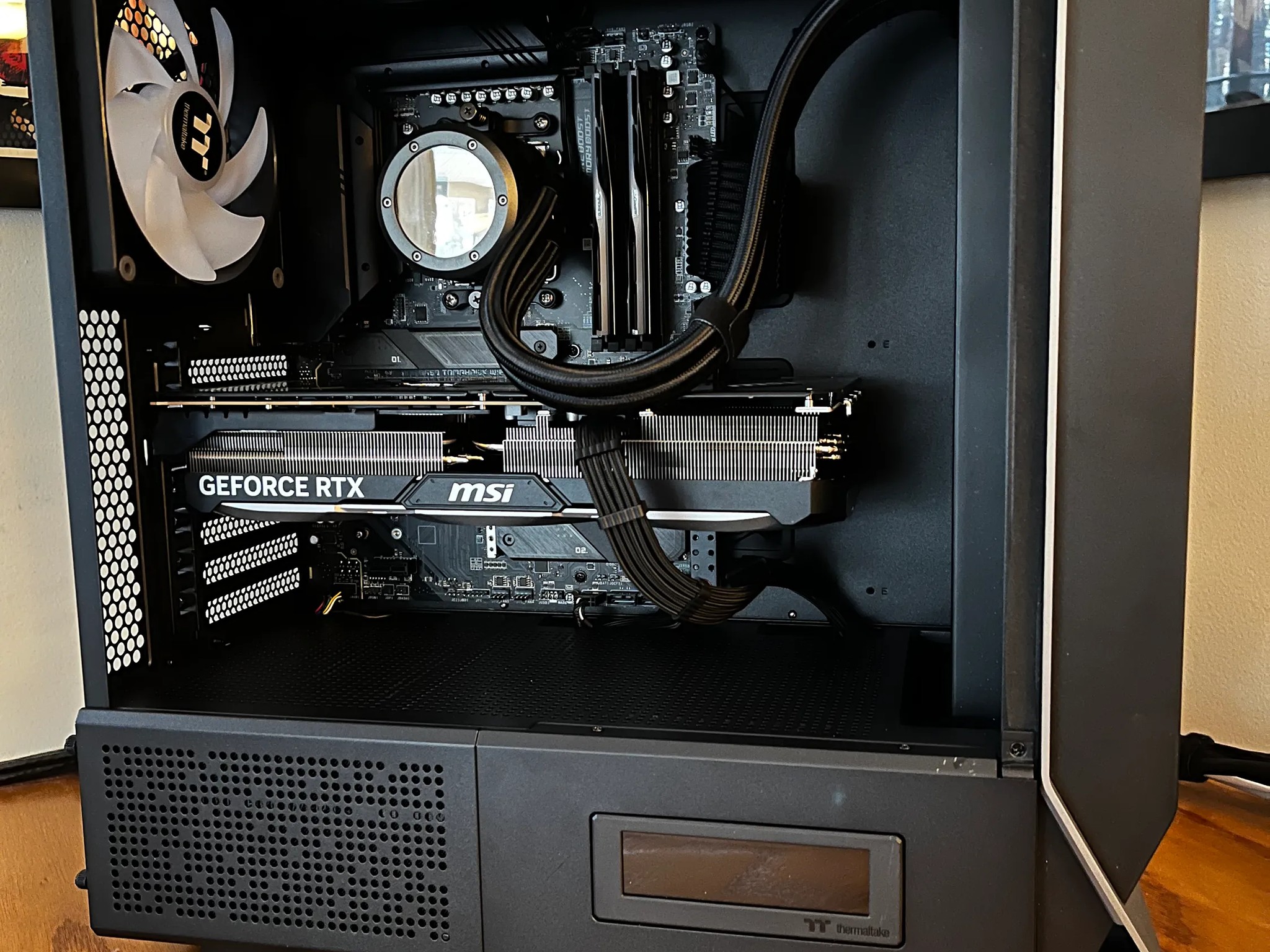 Black Tiger - RTX 4080 SUPER | Ryzen 7 7800X3D | 32GB DDR5 @ 6000MT/sec | 4TB storage | 1000W PSU