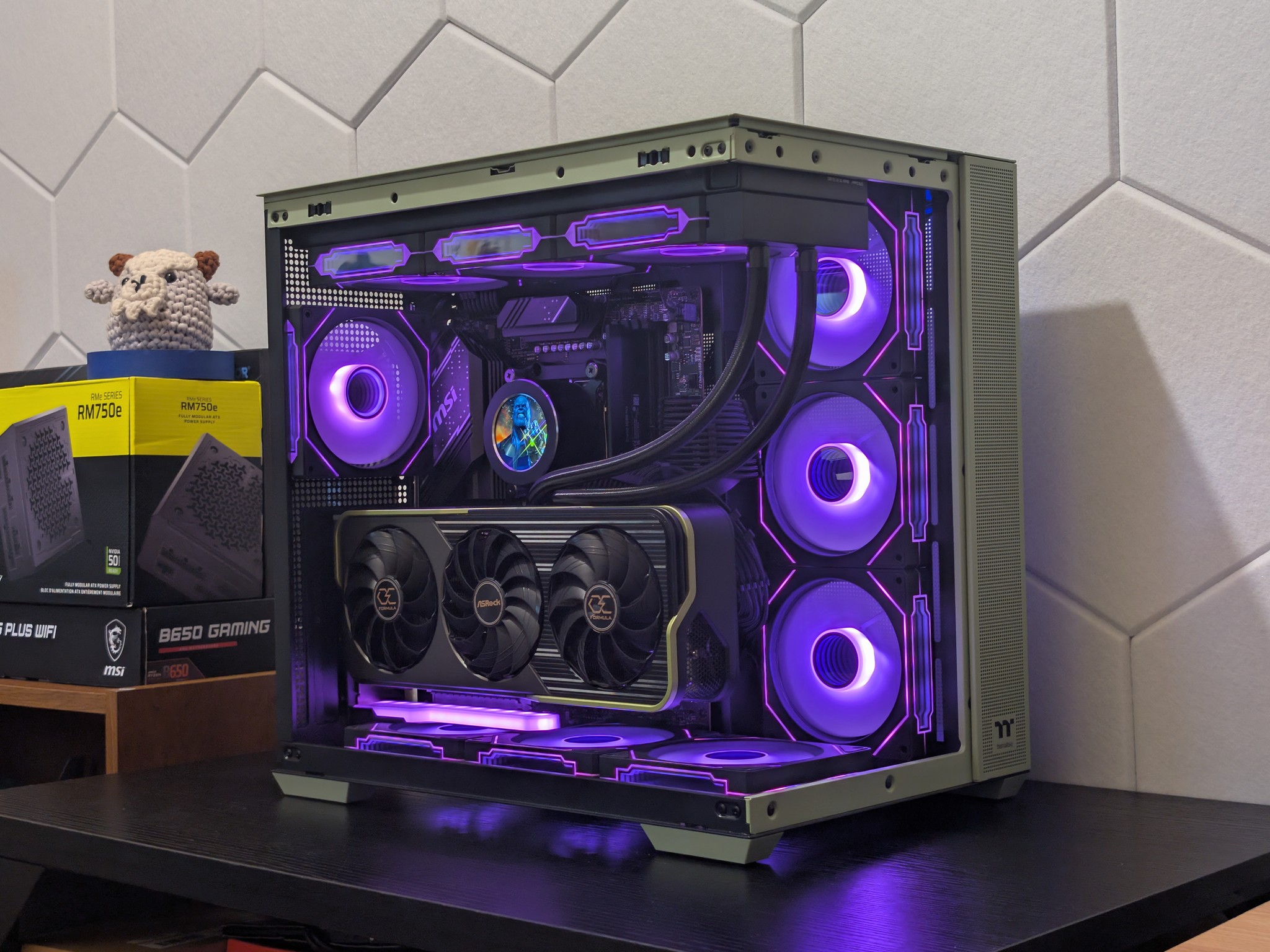 🍵🍏 1440p Gaming Beast | RX 6950XT | Ryzen 7 7700X | 2TB SSD | 32GB RAM | WiFi 6 & Bluetooth 🍵🍏
