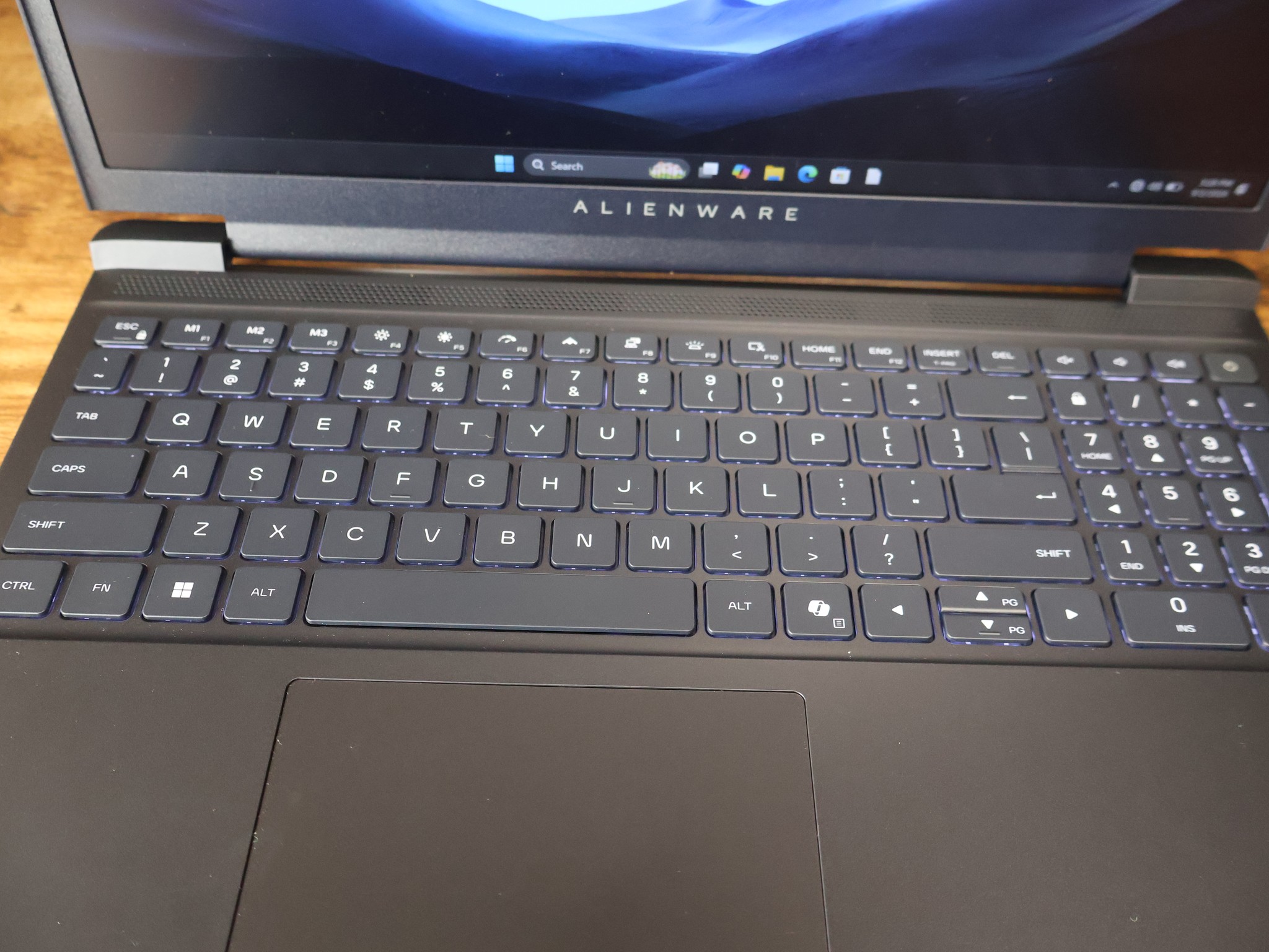 Gaming Laptop Alienware R5 15.3inch l Ryzen 5 7235H l 16GB DDR5 l RTX 4050 l 500GB