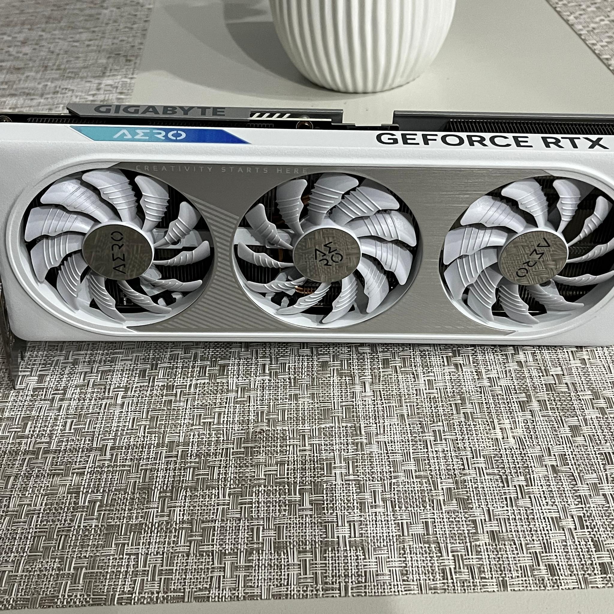 Gigabyte AERO OC GeForce RTX 4060