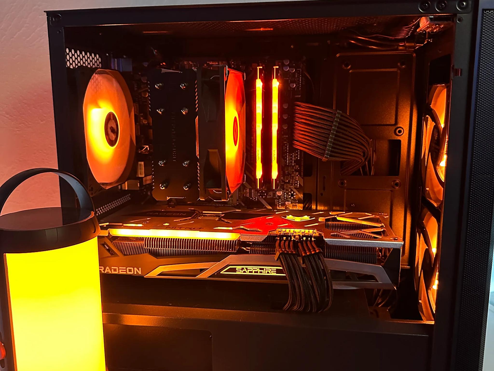 RX 6700XT / Ryzen 5600x Custom Gaming PC