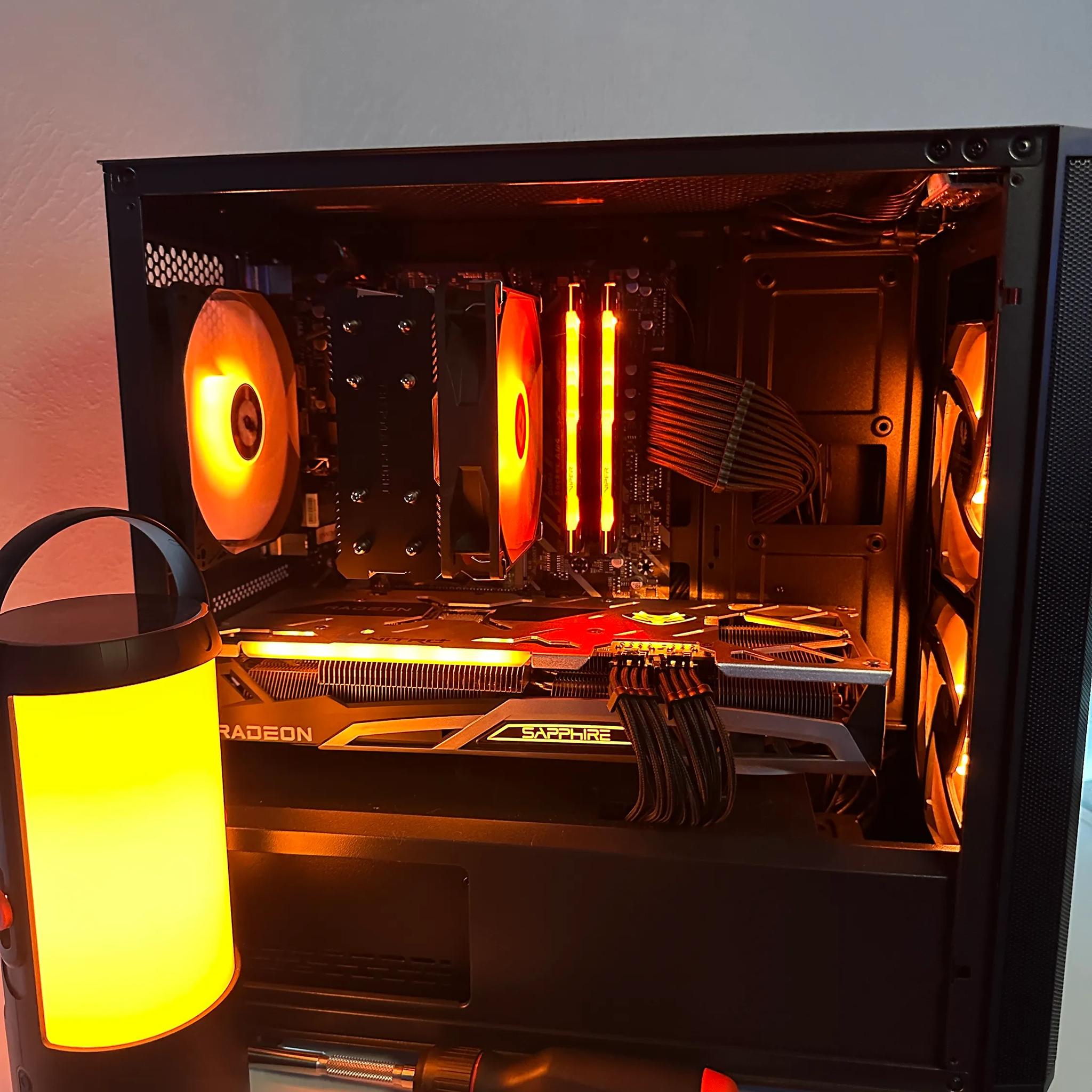 RX 6700XT / Ryzen 5600x Custom Gaming PC