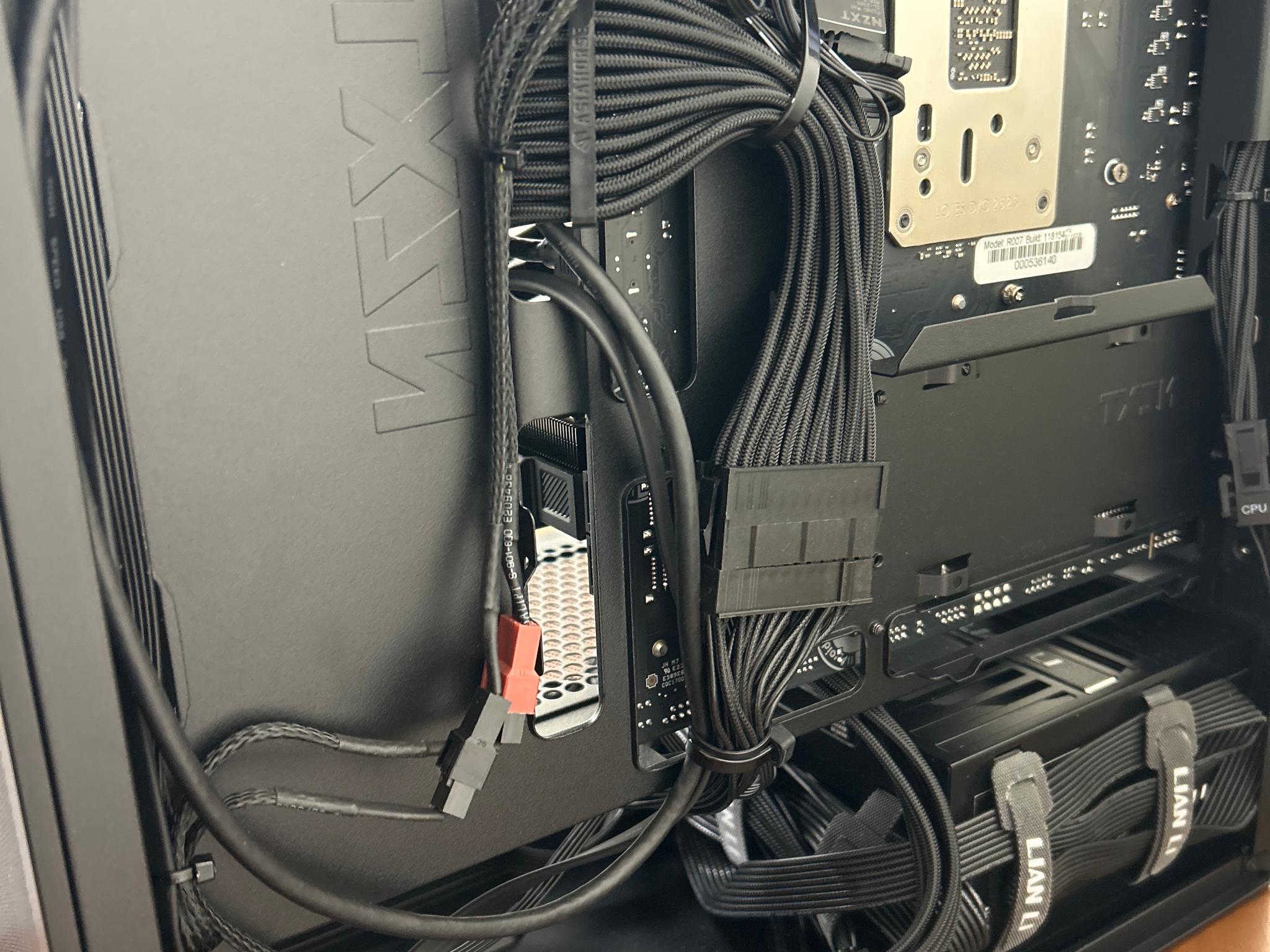 AMD Radeon RX 9060 XT 16GB - Image 3