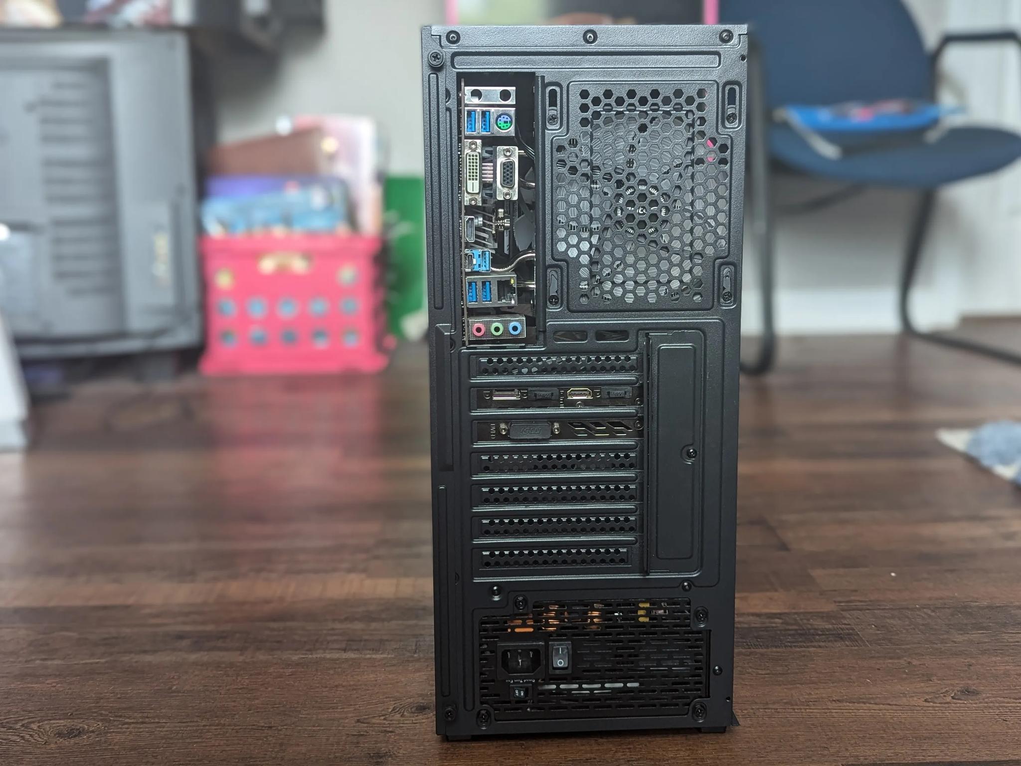 Fantastic RGB 1080p Gaming PC (i7-8700k w/ GTX 1070 Ti)