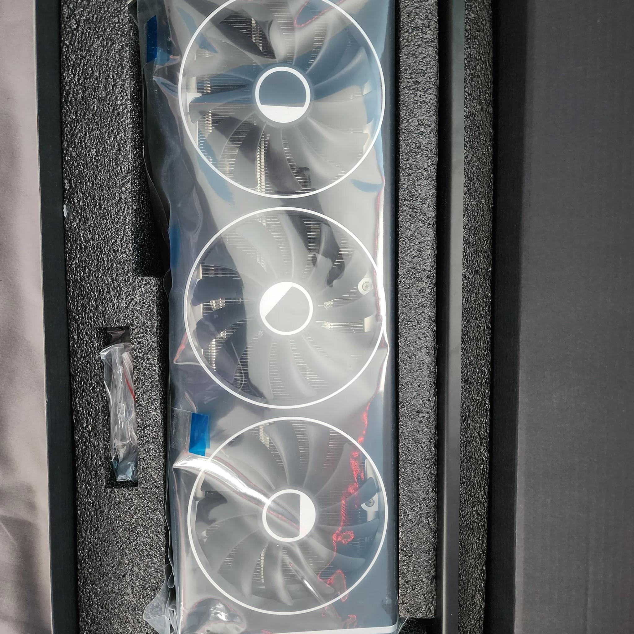RX 7900XTX XFX merc 310 Black