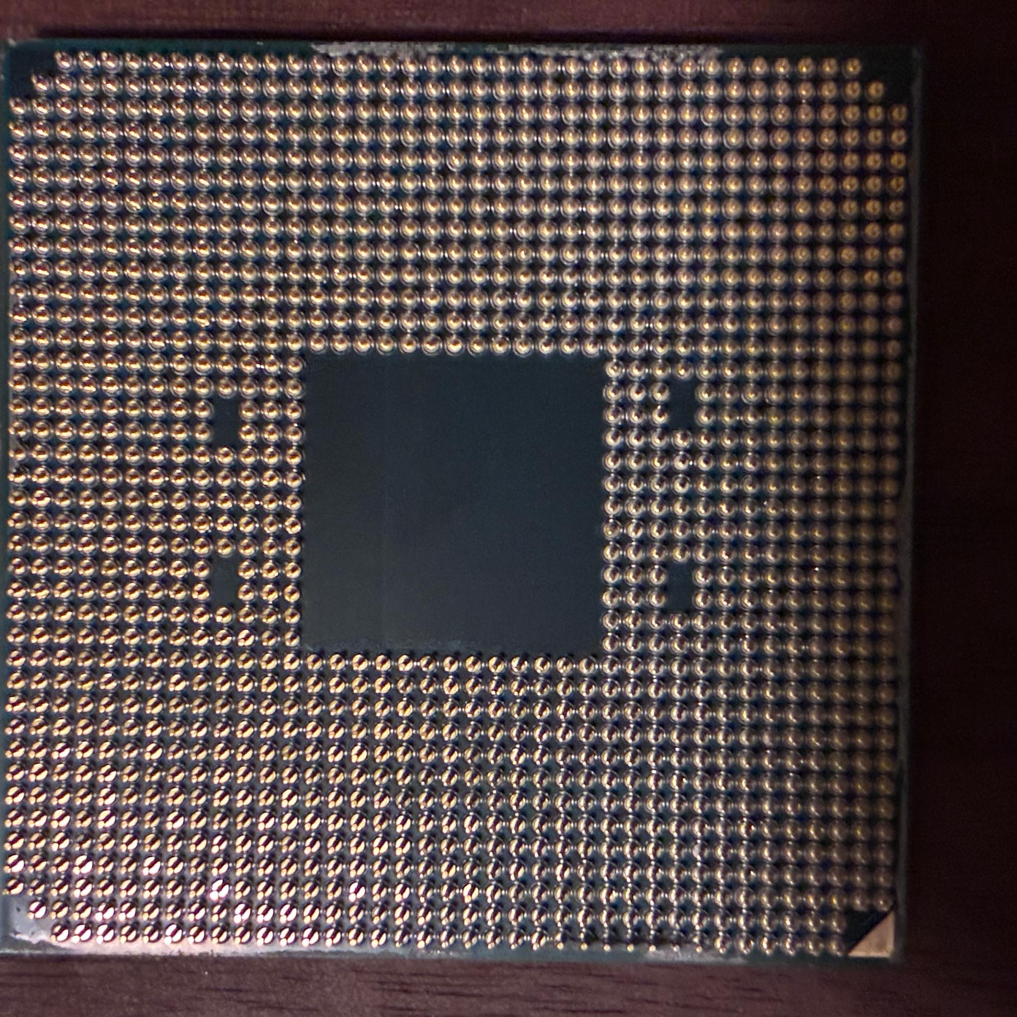 AMD Ryzen 7 5800X3D, great condition