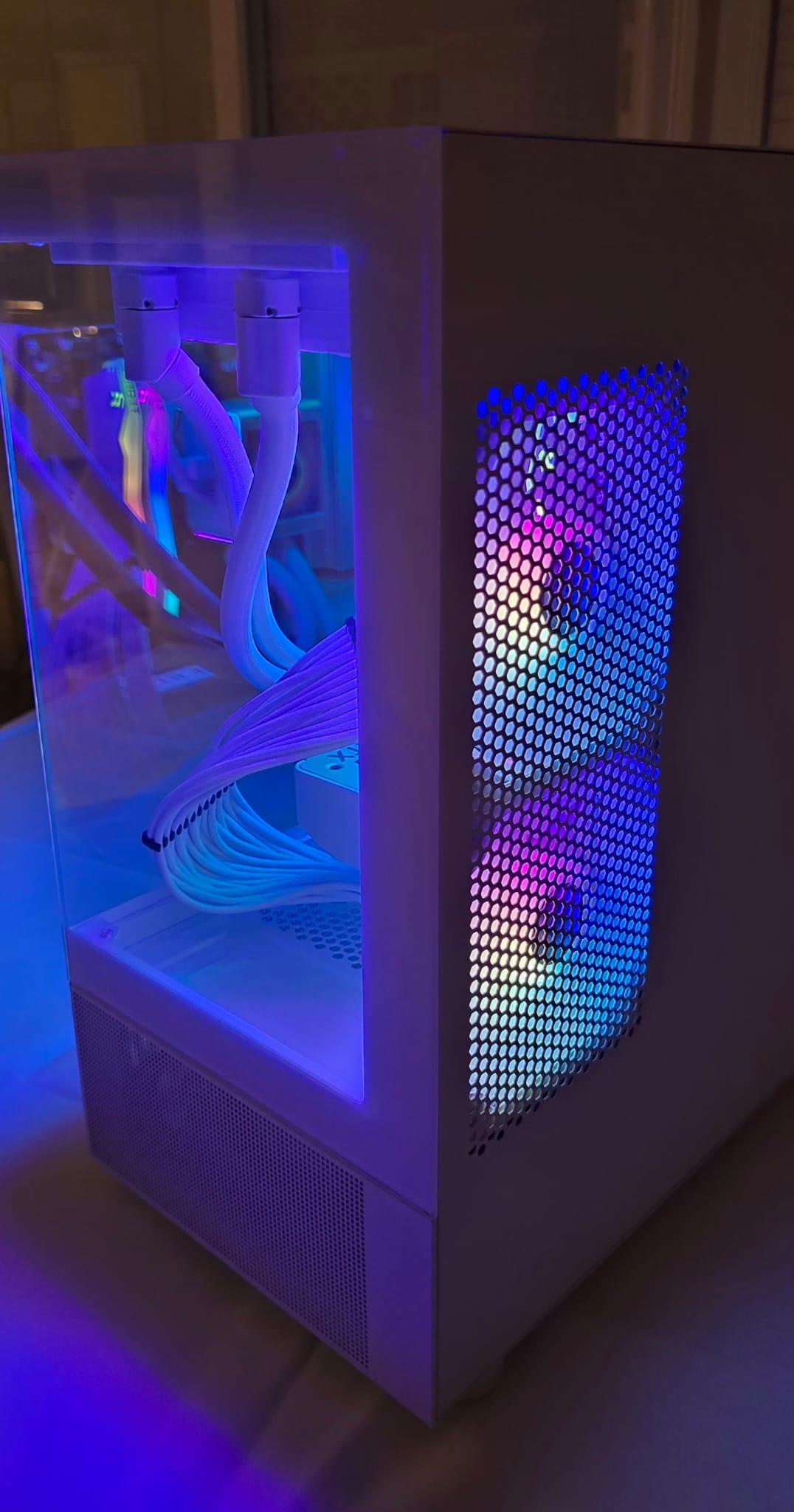 Beautiful White RGB 4060+7700X PC 🔥🔥
