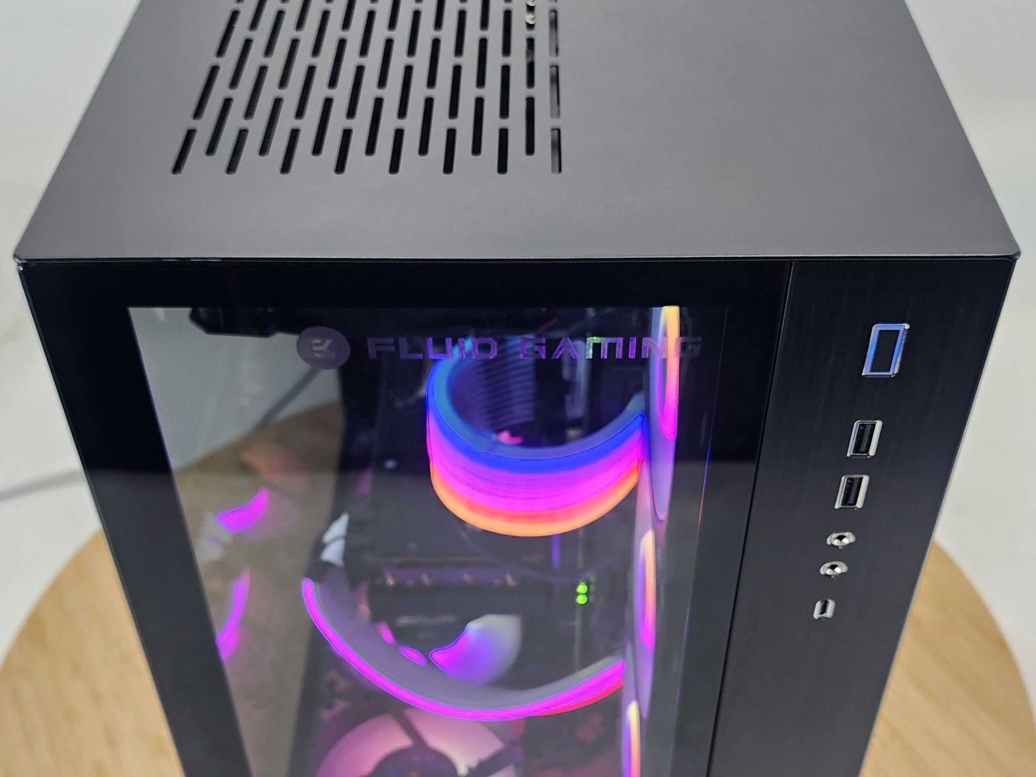 Gaming PC i7-14700KF 32GB RAM 1TB SSD RX 7800 XT 16GB Windows 11 Computer