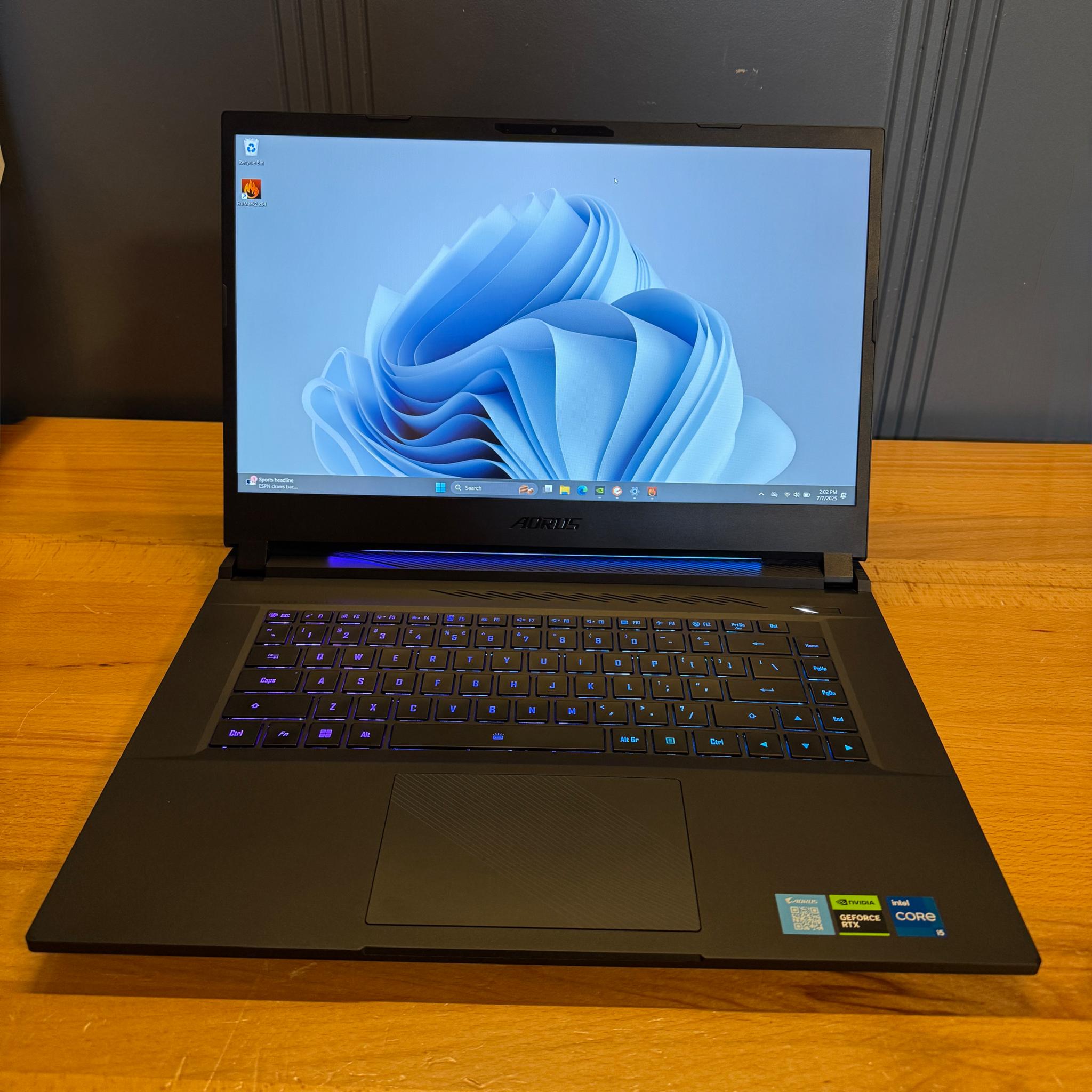 💻 Aorus Laptop | Intel 13500H, RTX 4050, 32GB DDR5, 2.5TB SSD,