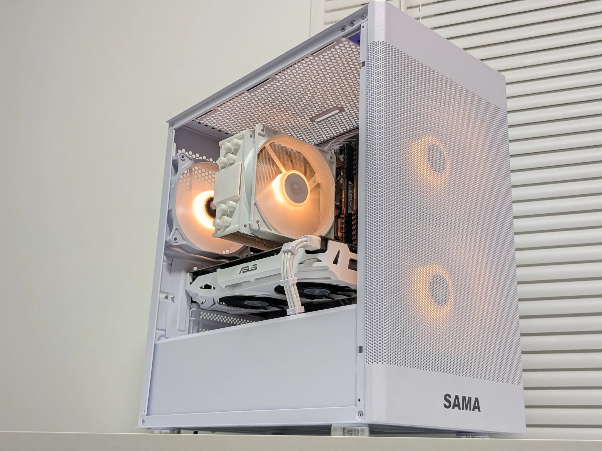 ❄️ Sleek All-White Gaming PC - Intel i3-12100F, GTX 1060, 16GB RAM, ARGB Lighting, 1TB SSD