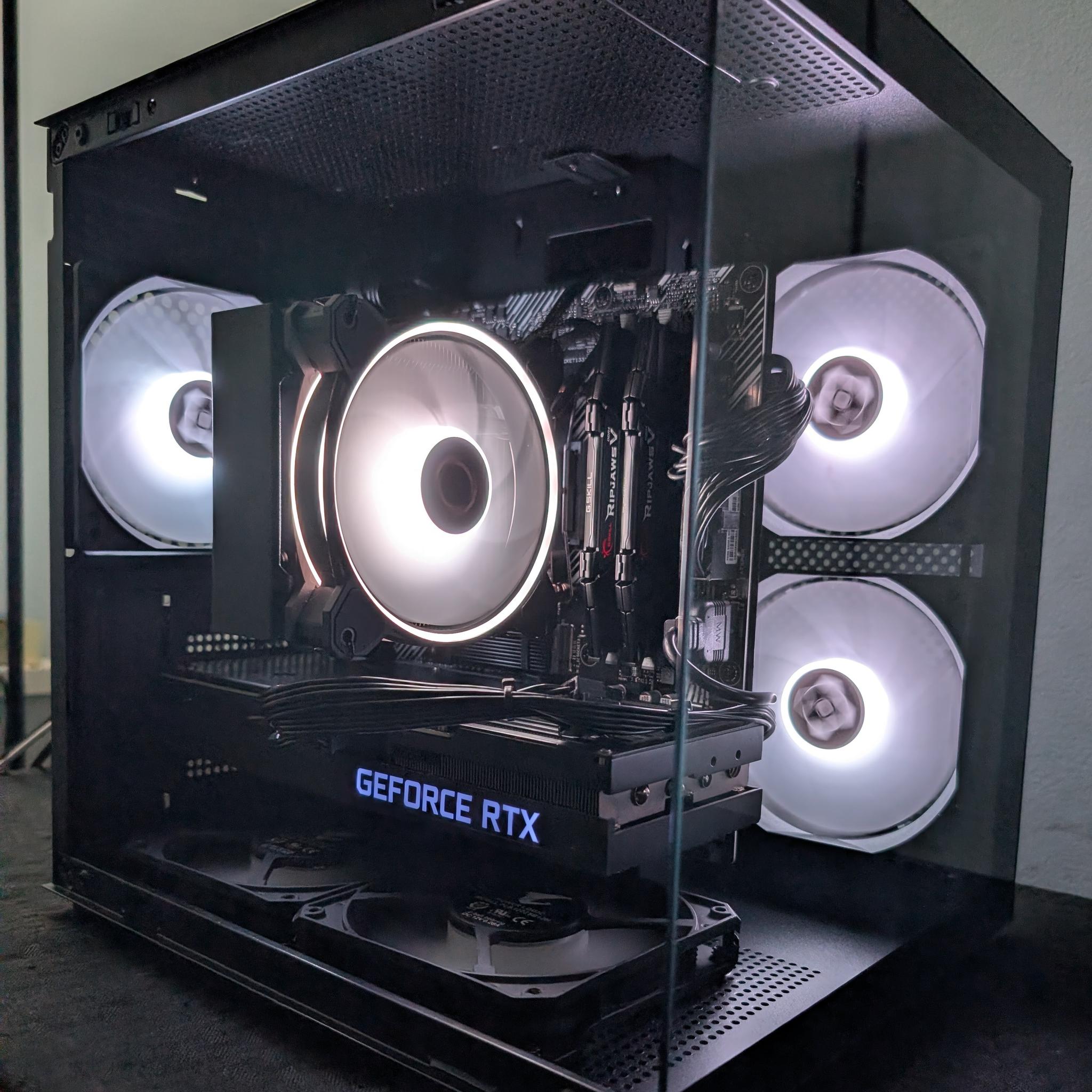 Nvidia RTX 3070-Ryzen 7 3700x-16GB DDR4 3200-1 TB NVME Gen 4 matx