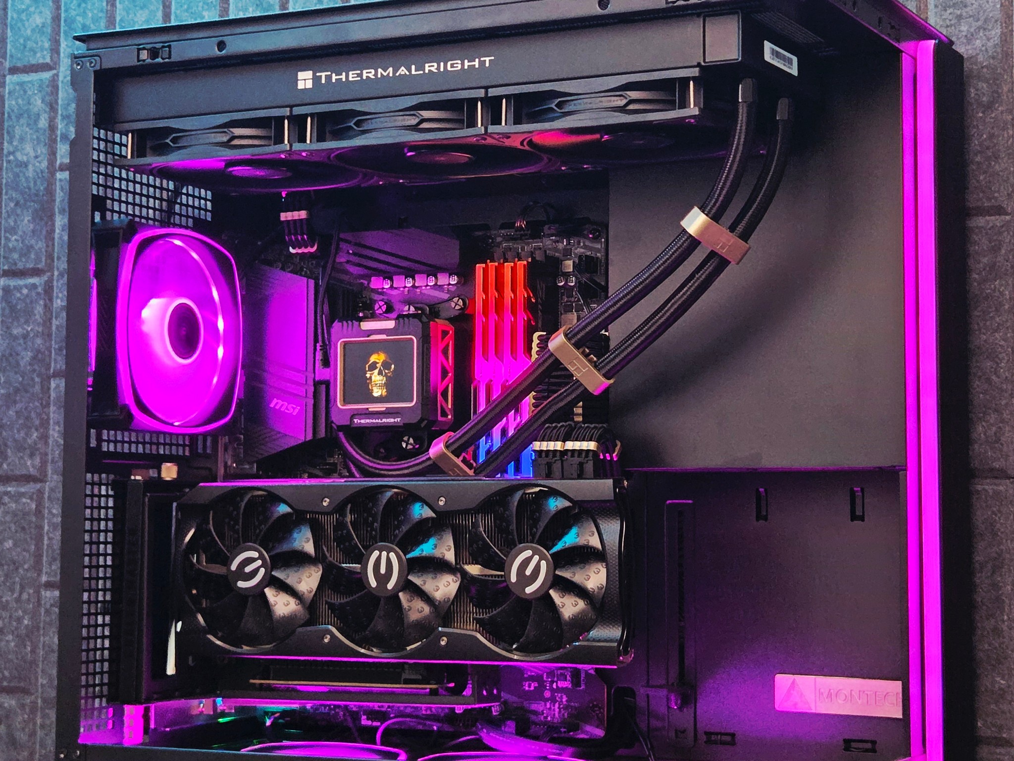 King Midas 👑| RTX 3080 | Ryzen 5600x | 32GB RAM | Custom Gold Parts