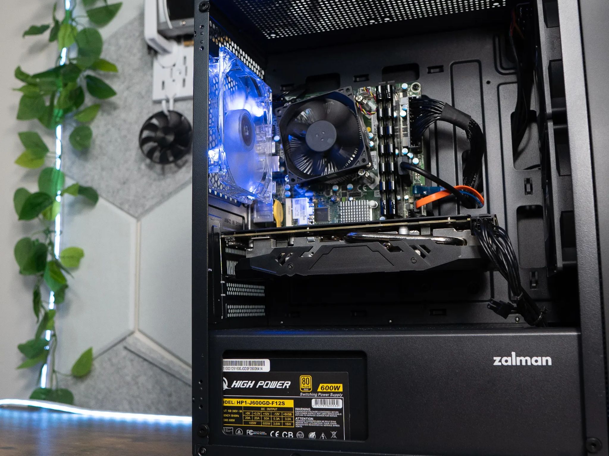 ❄️🌨  BUDGET - BO6 Ready GAMING PC ❄️🌨 | PowerColor RX 580 8GB | INTEL i7 4790 | 16GB RAM | 1.25TB