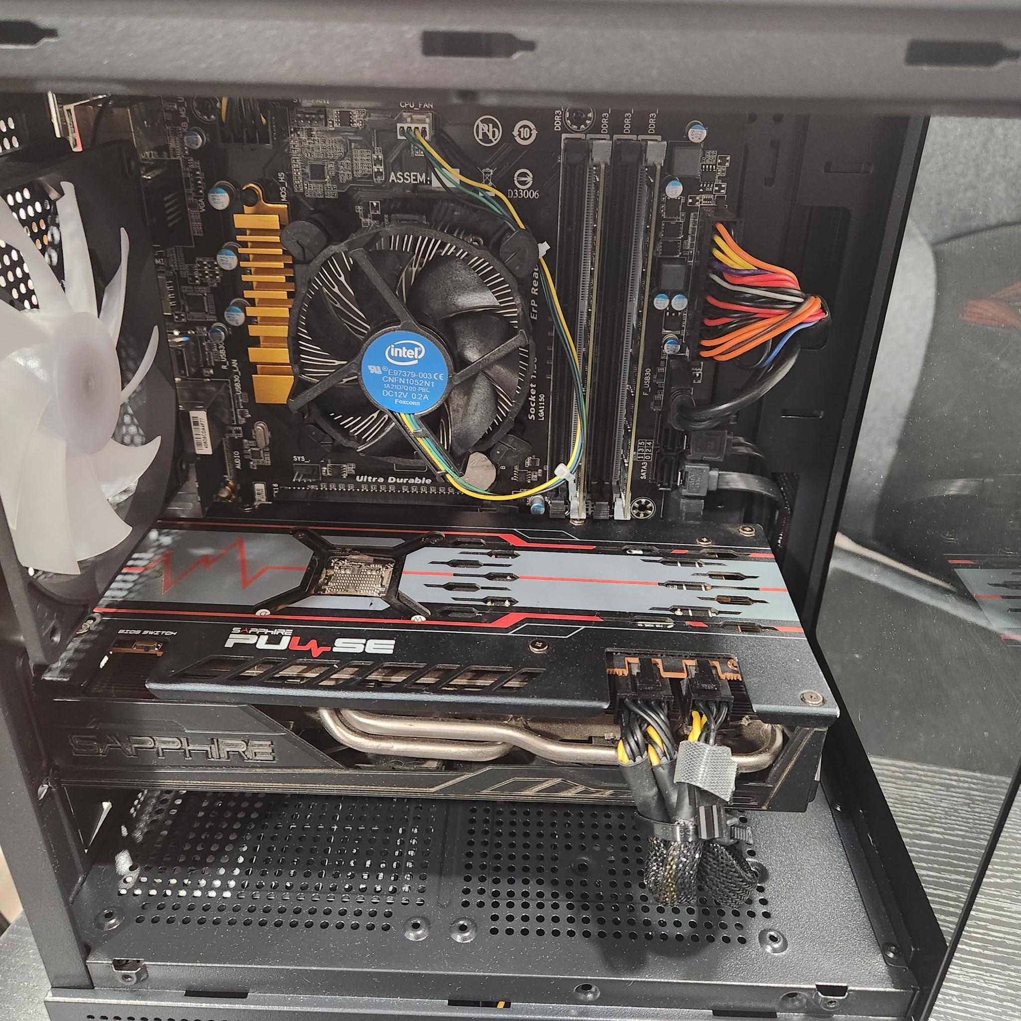 Budget Steam Machine RX 5700 XT Linux Gaming PC!