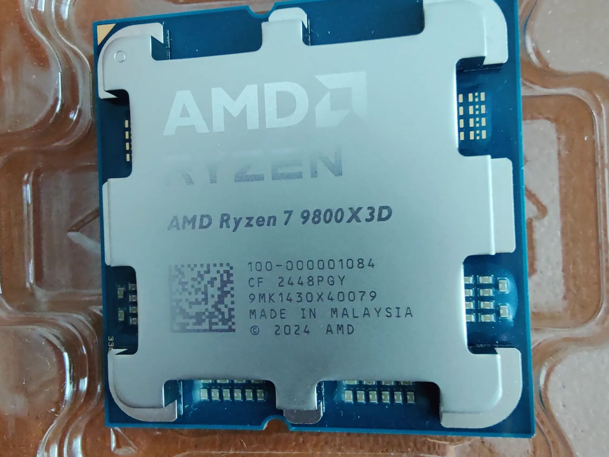 AMD Ryzen 7 9800x3D