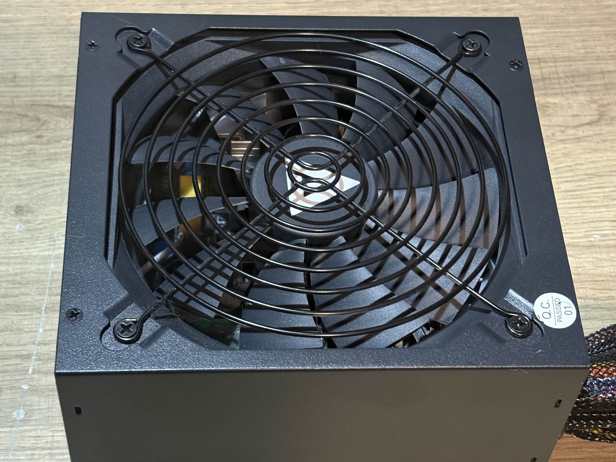 Apevia Jupiter Power 800W Bronze Non-Modular
