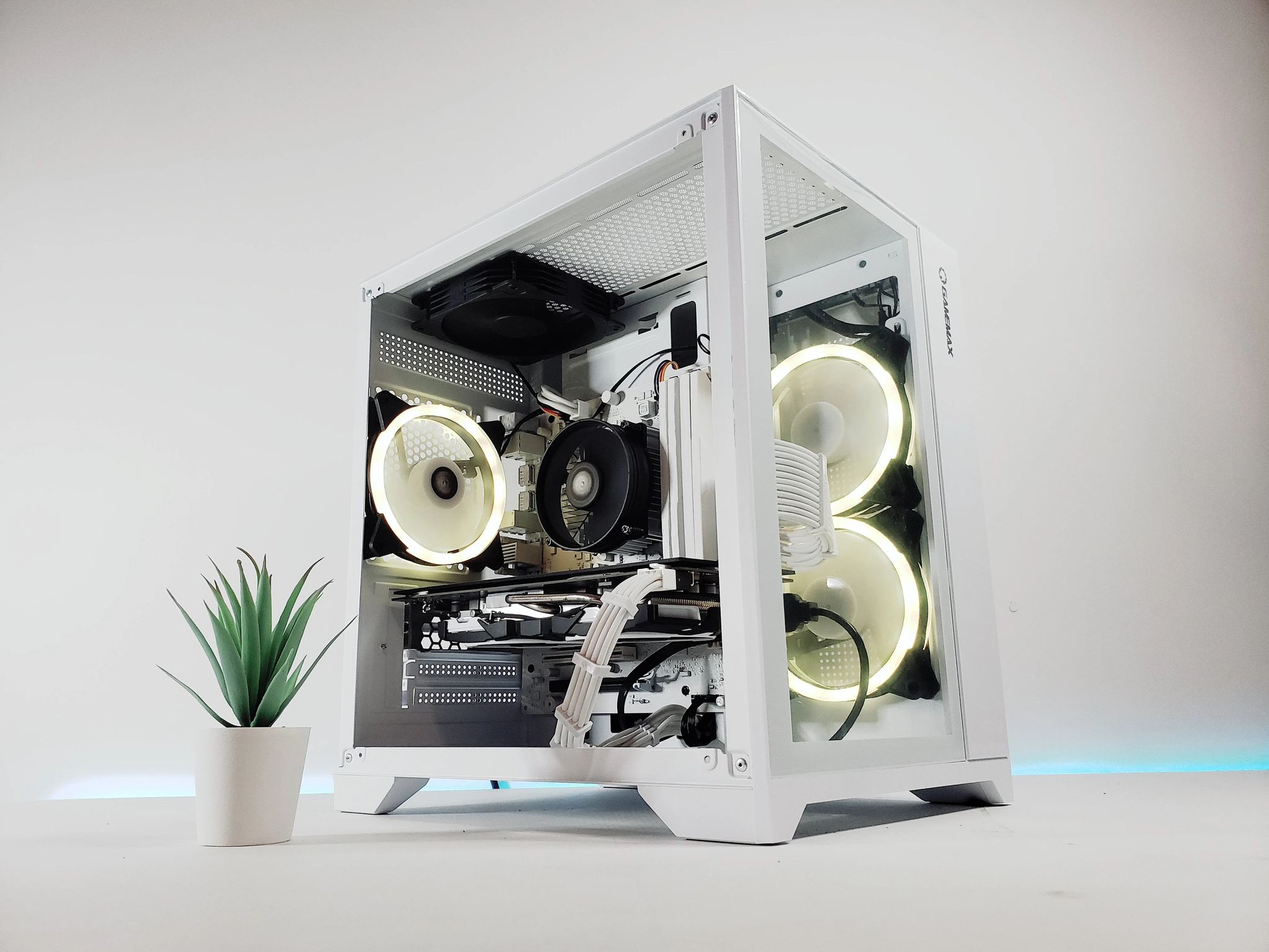 i7 Value Gaming PC | ⚙️RX580 | All White✨ |