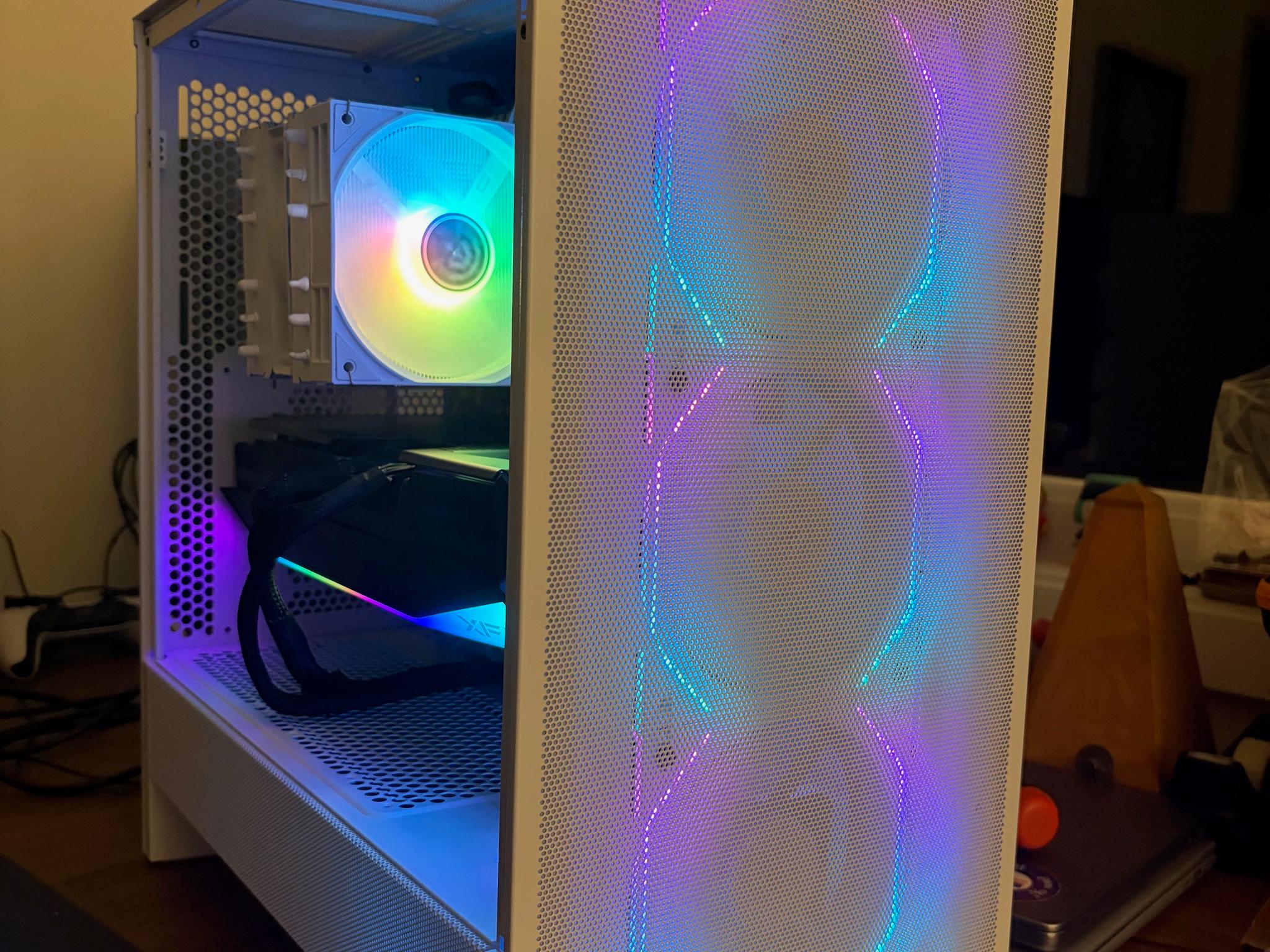 Custom Gaming PC: 12900kf, RX 9070 XT, 32GB DDR5