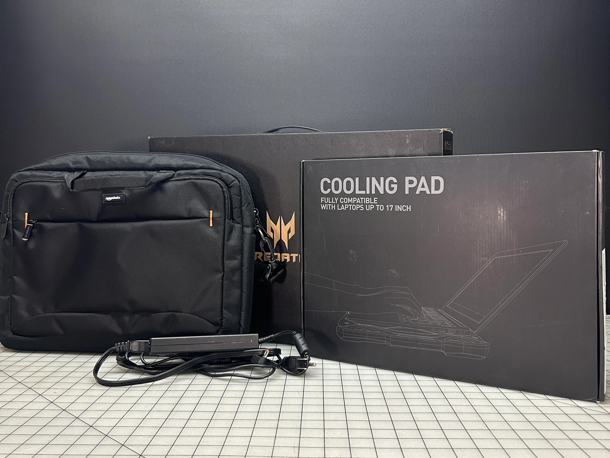 👾Acer Predator👾 Helios 300 Gaming Laptop / Intel i7 9750H / GTX 1660ti / 16GB RAM / 1TB NVME SSD