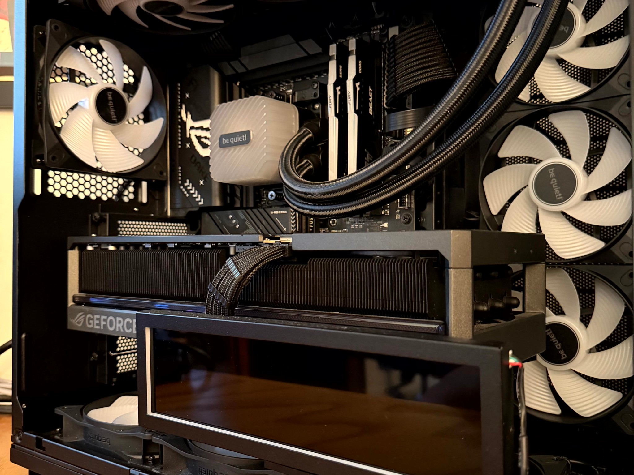 Asus ASTRAL RTX 5080 | Ryzen 7 9850x3d | 2 TB Gen 5 NVME | 64GB @6400 MT/sec | 1200W Platinum PSU