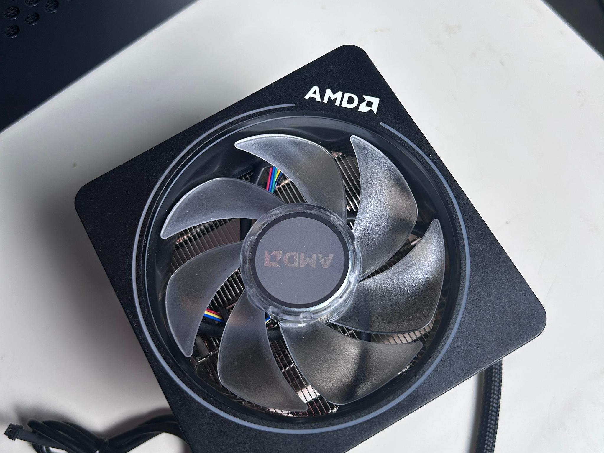 AMD Wraith Prism LED RGB Cooler Fan 