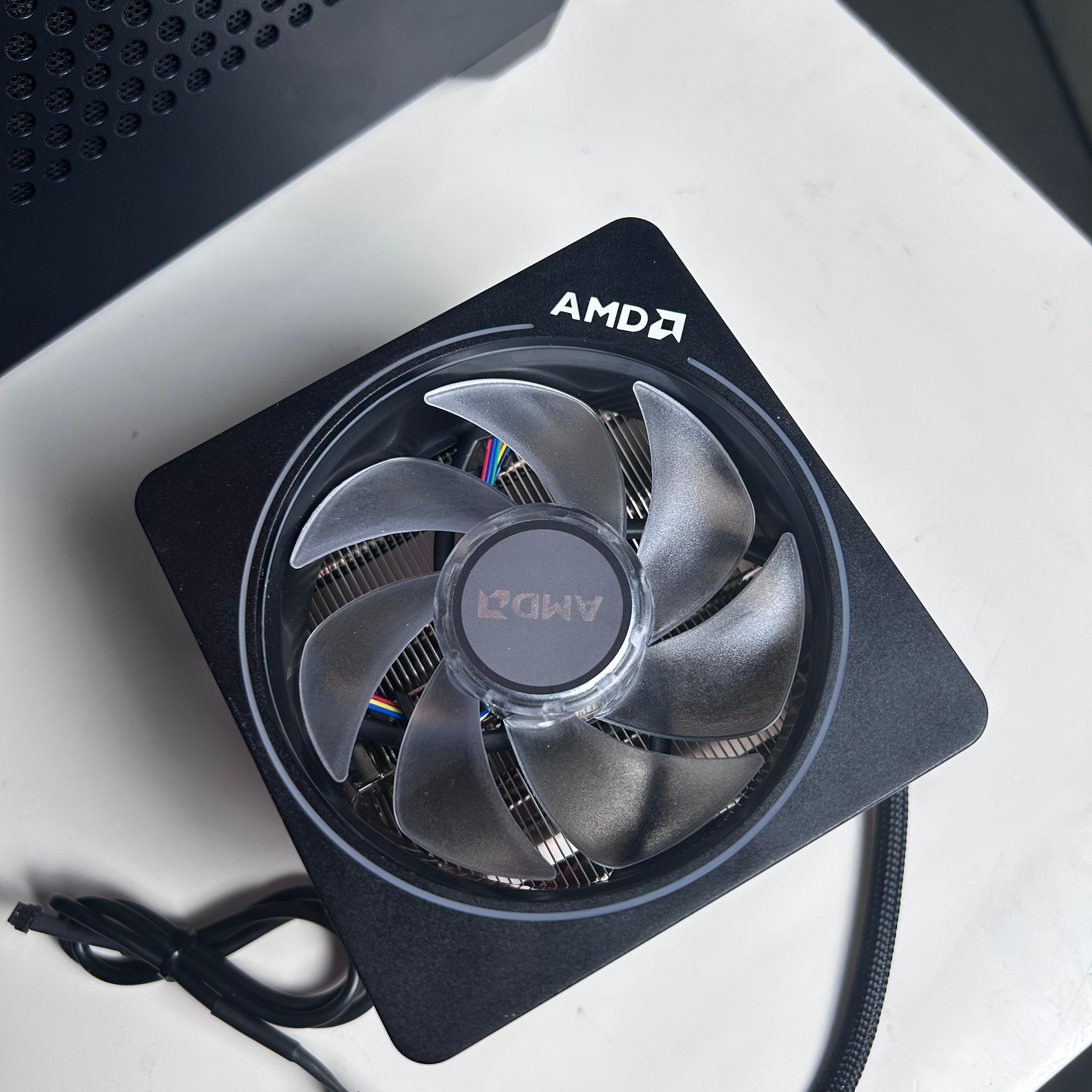 AMD Wraith Prism LED RGB Cooler Fan 