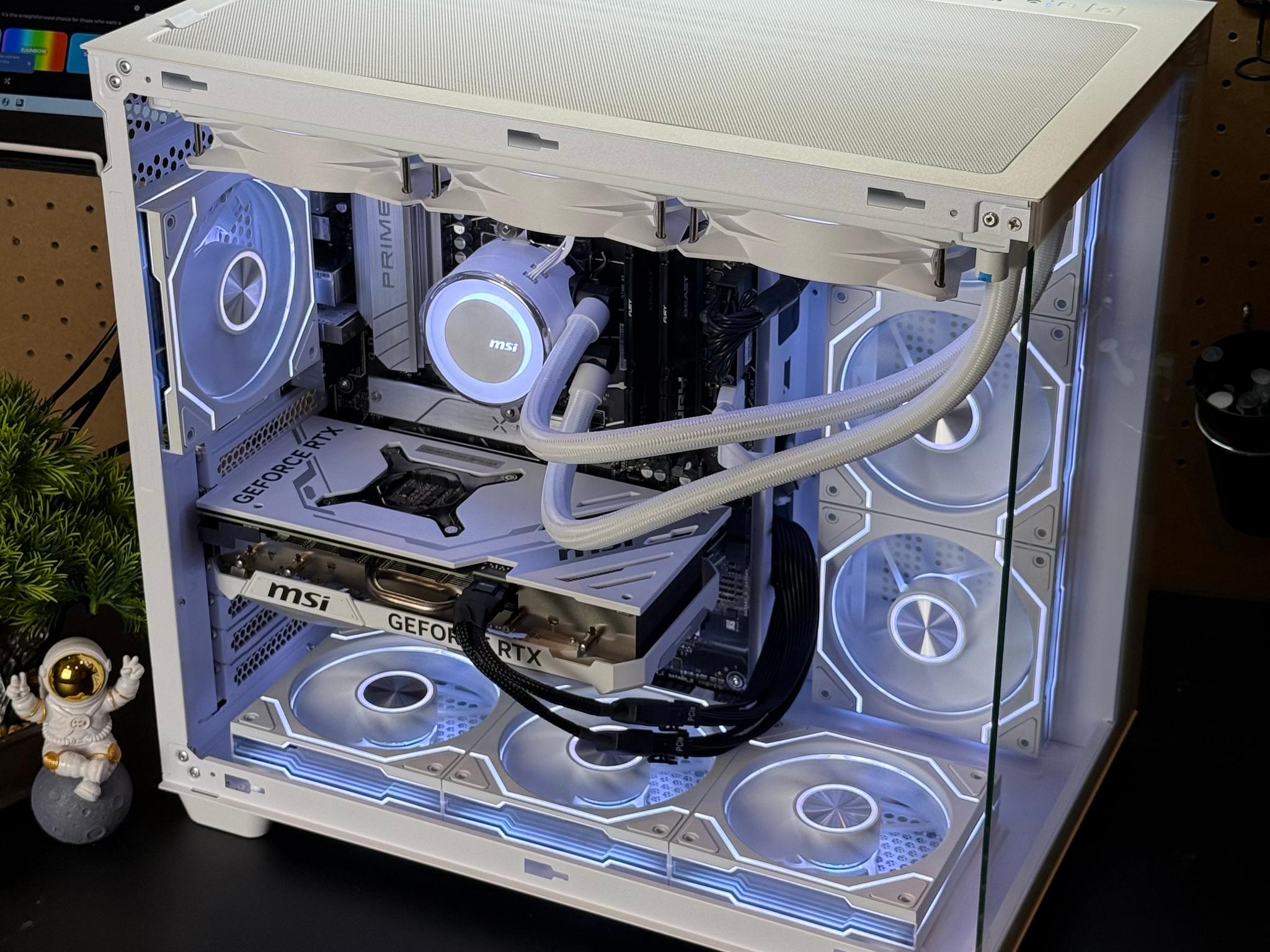All White Gaming PC | RTX 4070 Ti Super | Ryzen 9 7950x | 32GB DDR5 RAM | 2TB | Windows 11