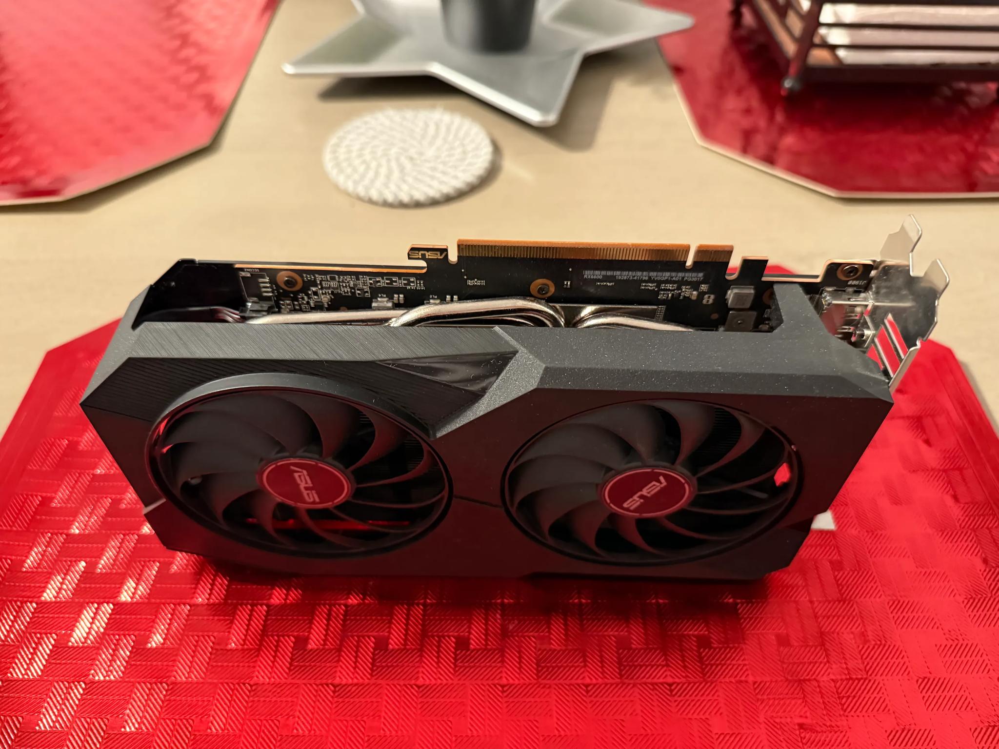 ASUS Dual Radeon™ RX 6600 8GB GDDR6 - Lightly Used